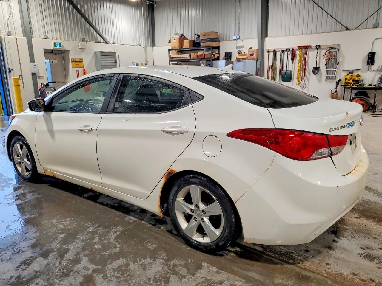 2012 Hyundai Elantra Gls White vin: 5NPDH4AE3CH088917