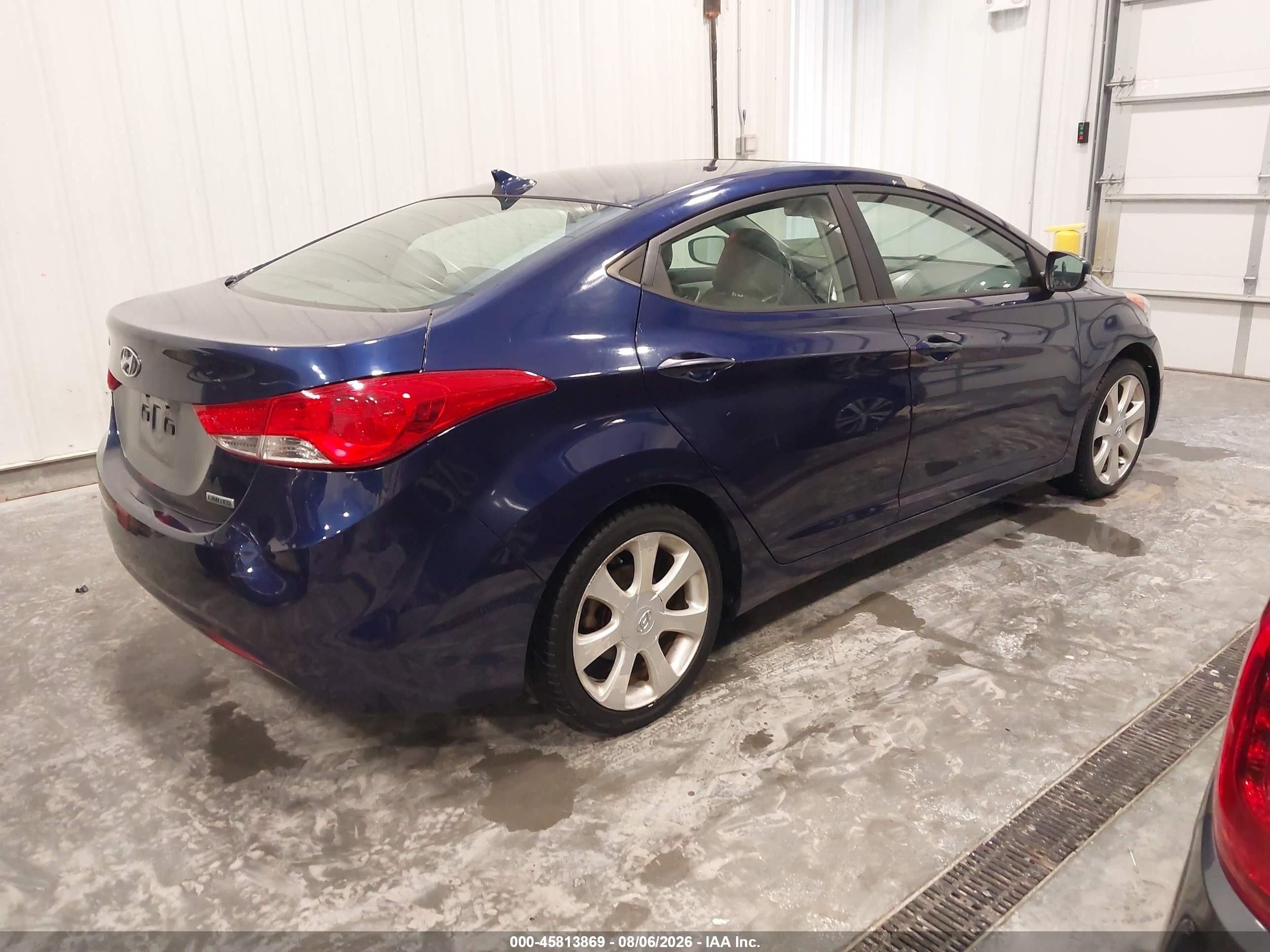 2012 Hyundai Elantra Limited Blue vin: 5NPDH4AE3CH095222