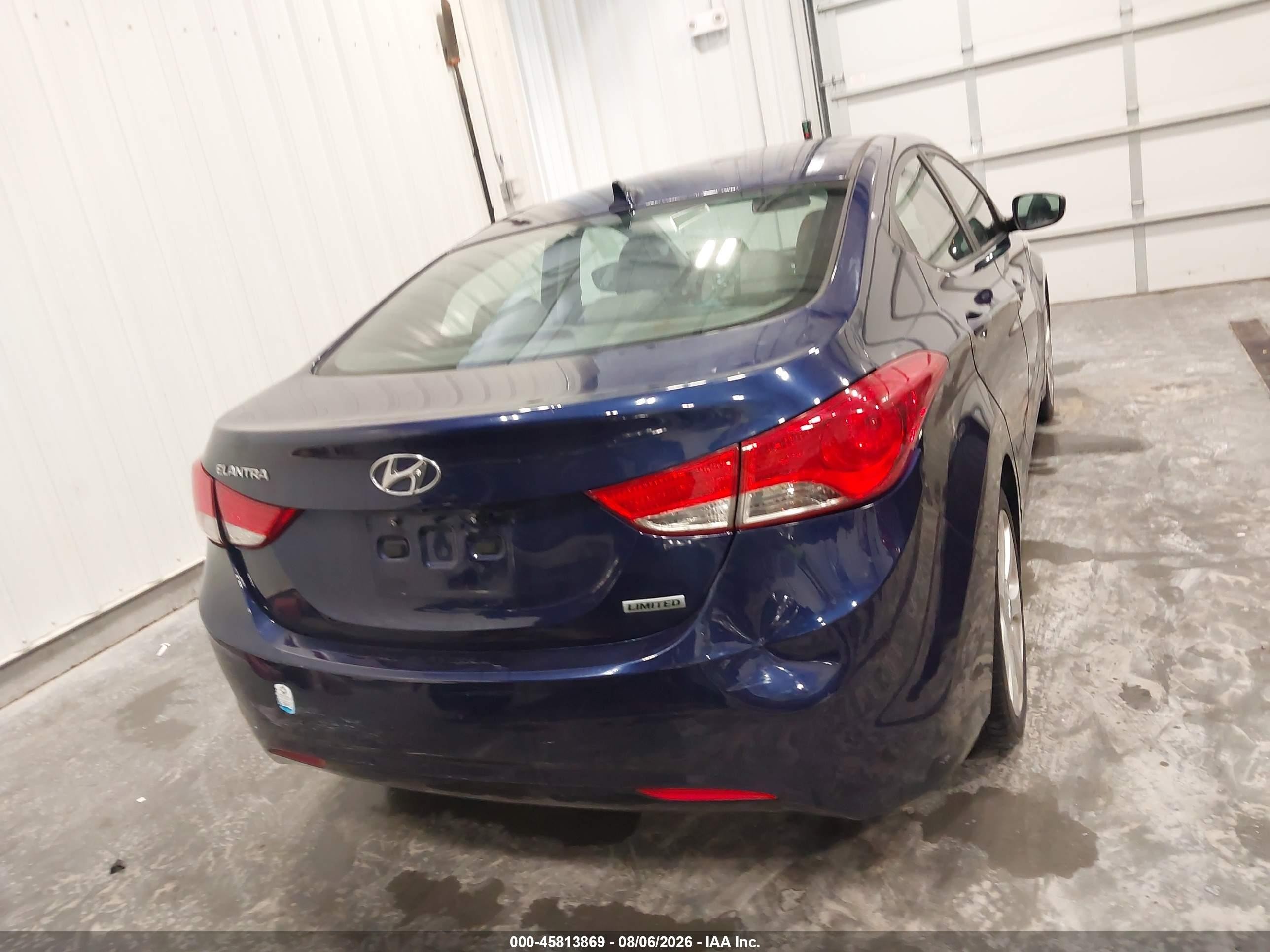 2012 Hyundai Elantra Limited Blue vin: 5NPDH4AE3CH095222