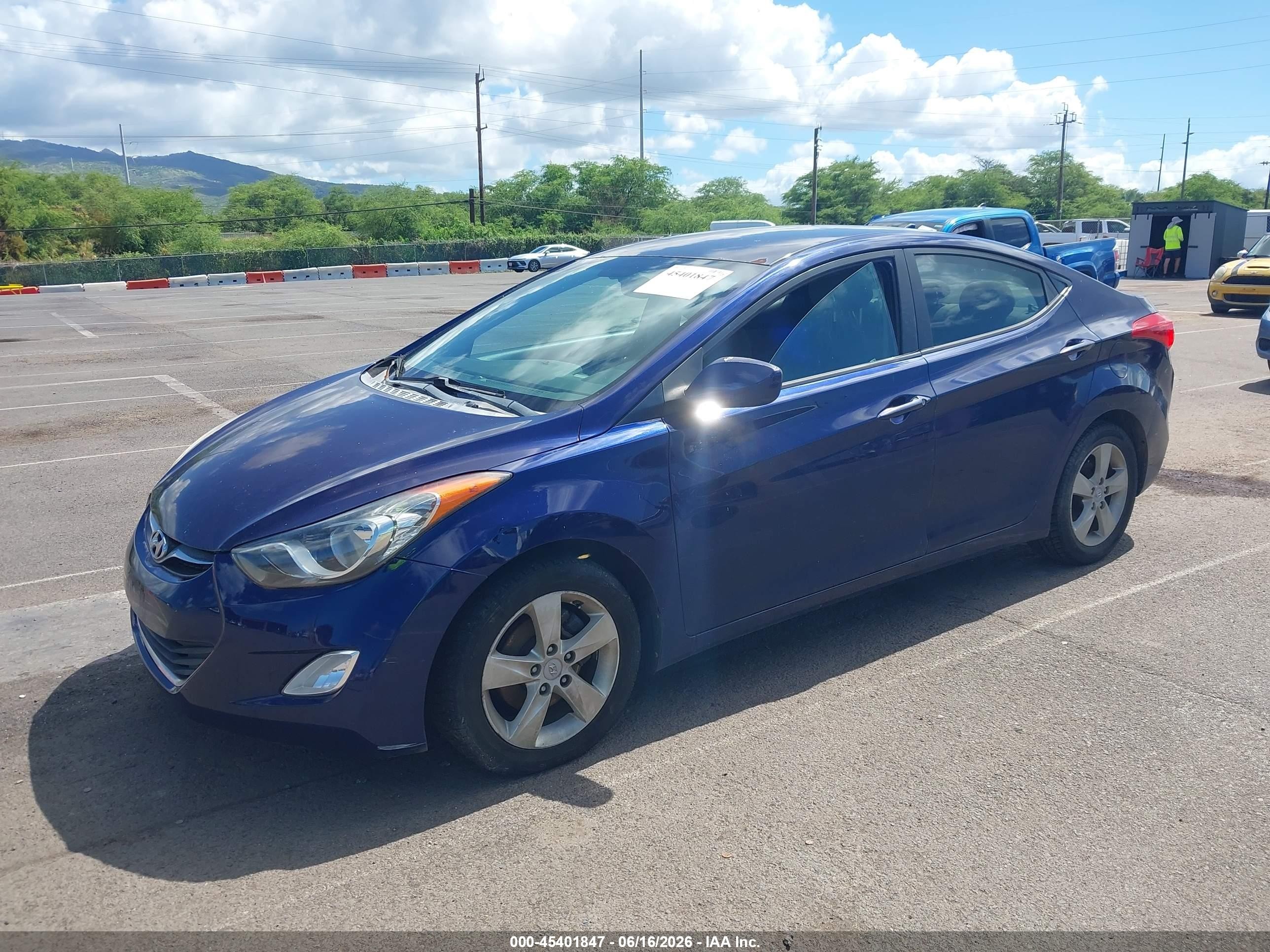 2012 Hyundai Elantra Gls Синий vin: 5NPDH4AE3CH103304