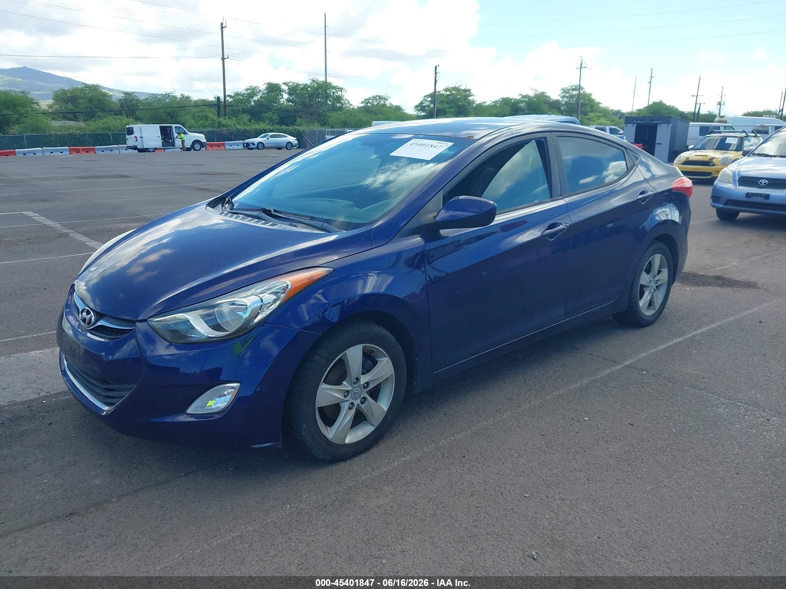 2012 Hyundai Elantra Gls Синий vin: 5NPDH4AE3CH103304