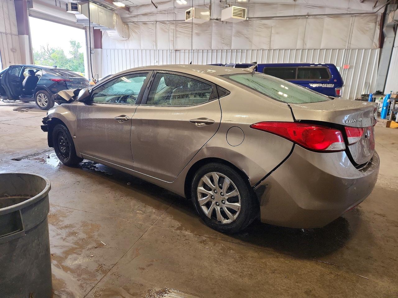 2012 Hyundai Elantra Gls Tan vin: 5NPDH4AE3CH124573