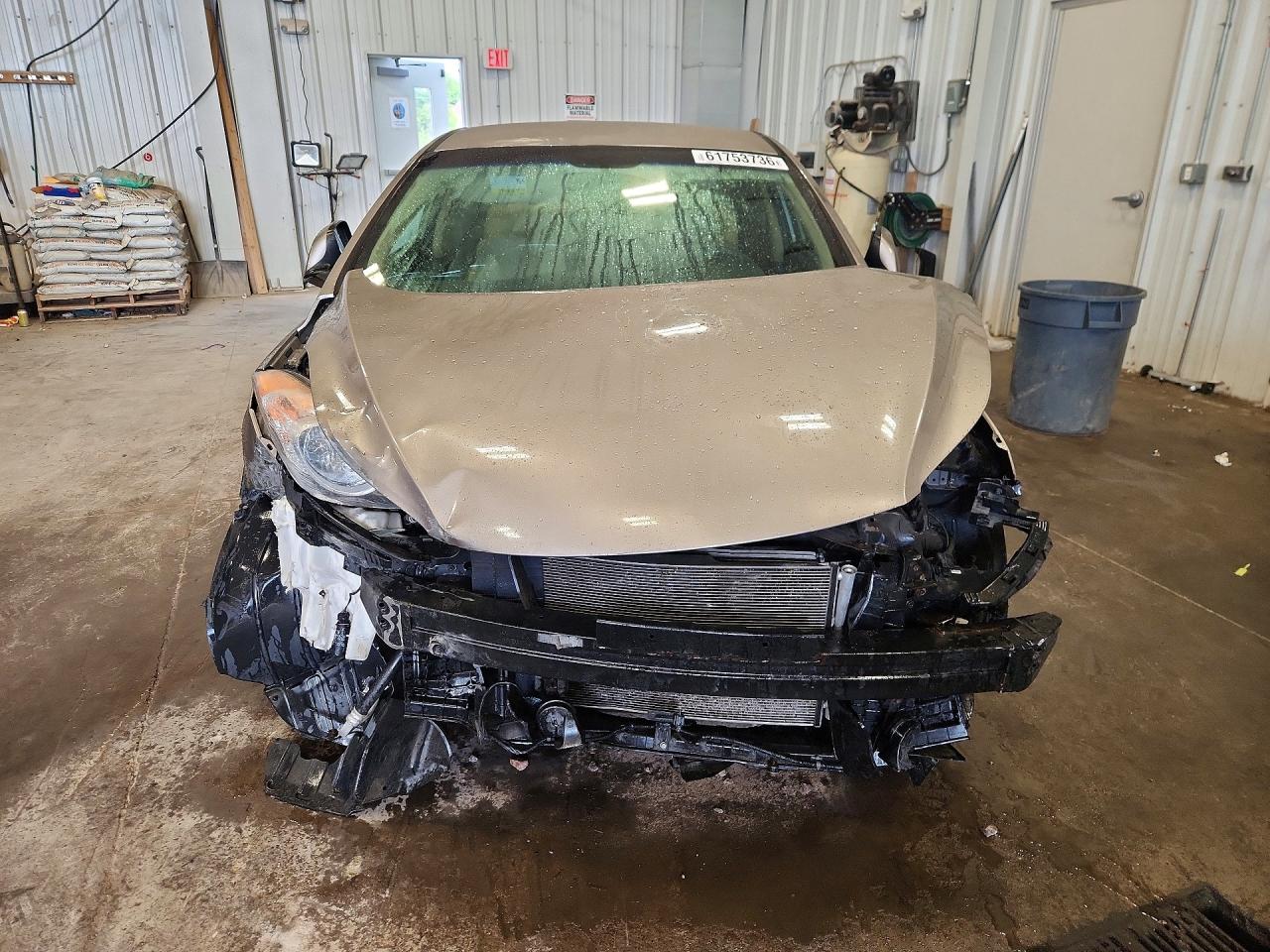 2012 Hyundai Elantra Gls Tan vin: 5NPDH4AE3CH124573