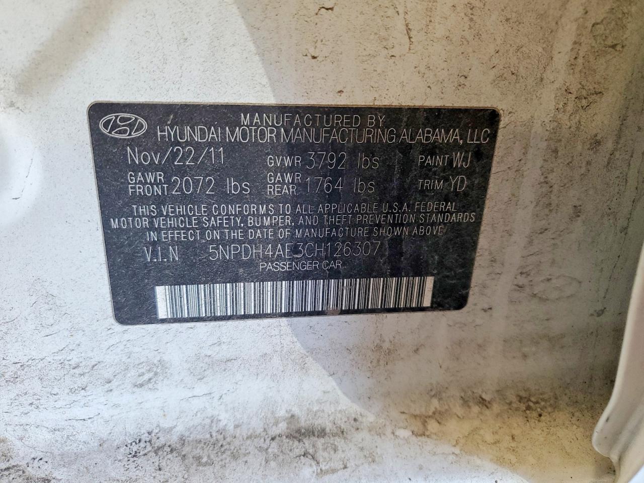 2012 Hyundai Elantra Gls White vin: 5NPDH4AE3CH126307