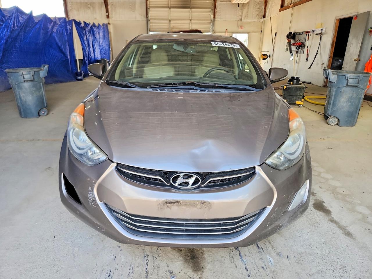 2012 Hyundai Elantra Limited Gray vin: 5NPDH4AE3CH132558