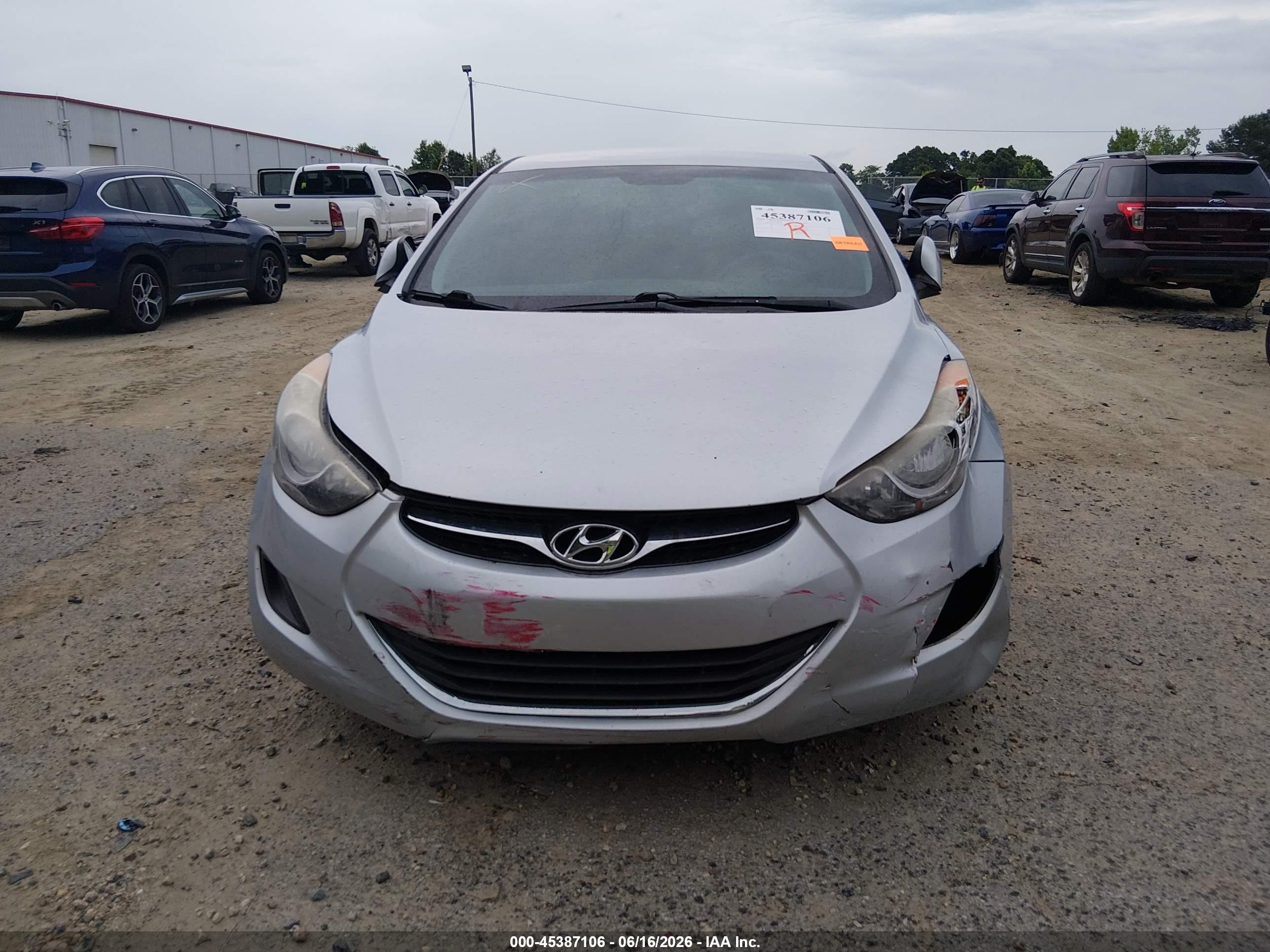 2012 Hyundai Elantra Gls Silver vin: 5NPDH4AE3CH138179
