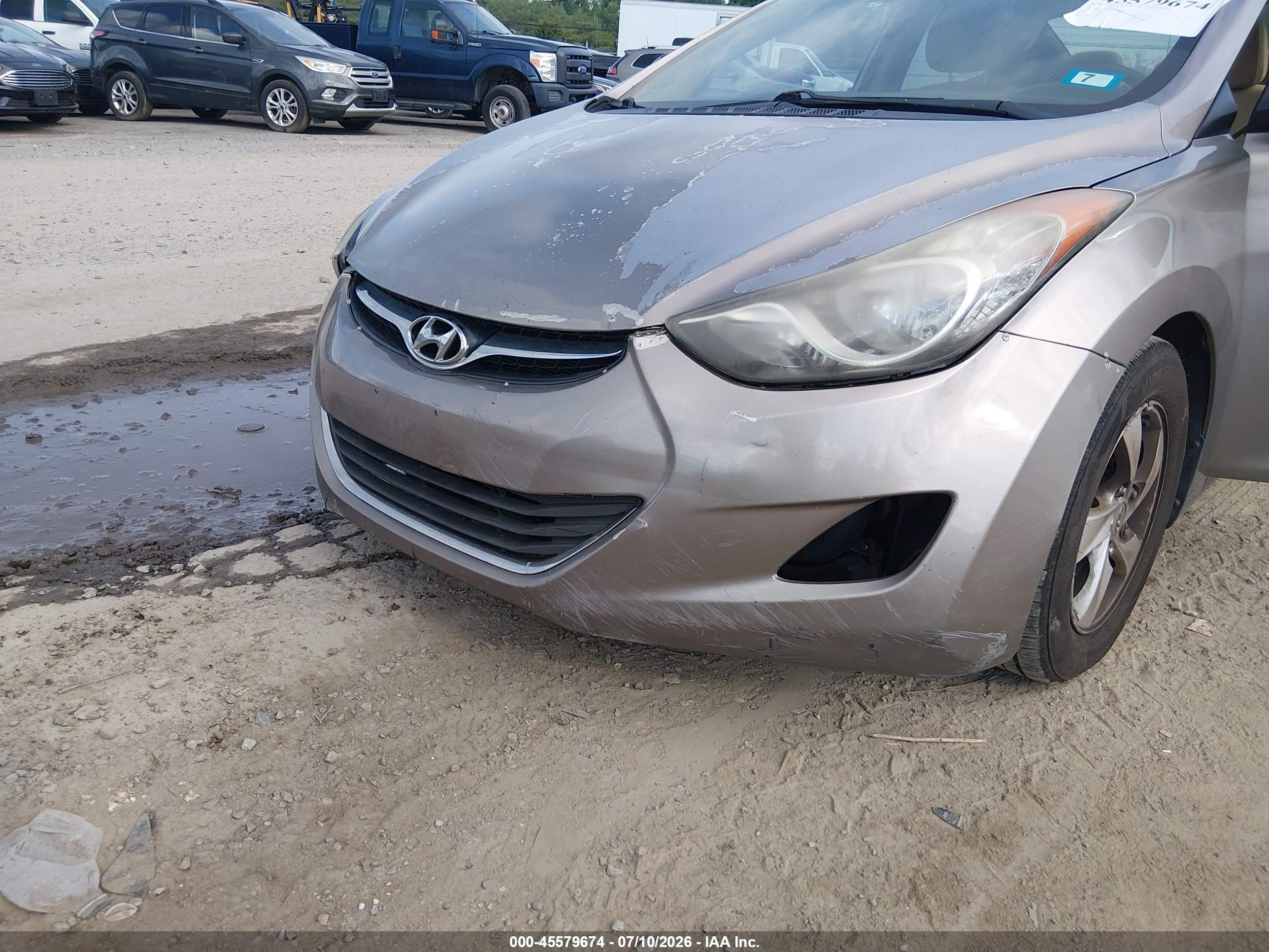 2012 Hyundai Elantra Gls Silver vin: 5NPDH4AE3CH142152