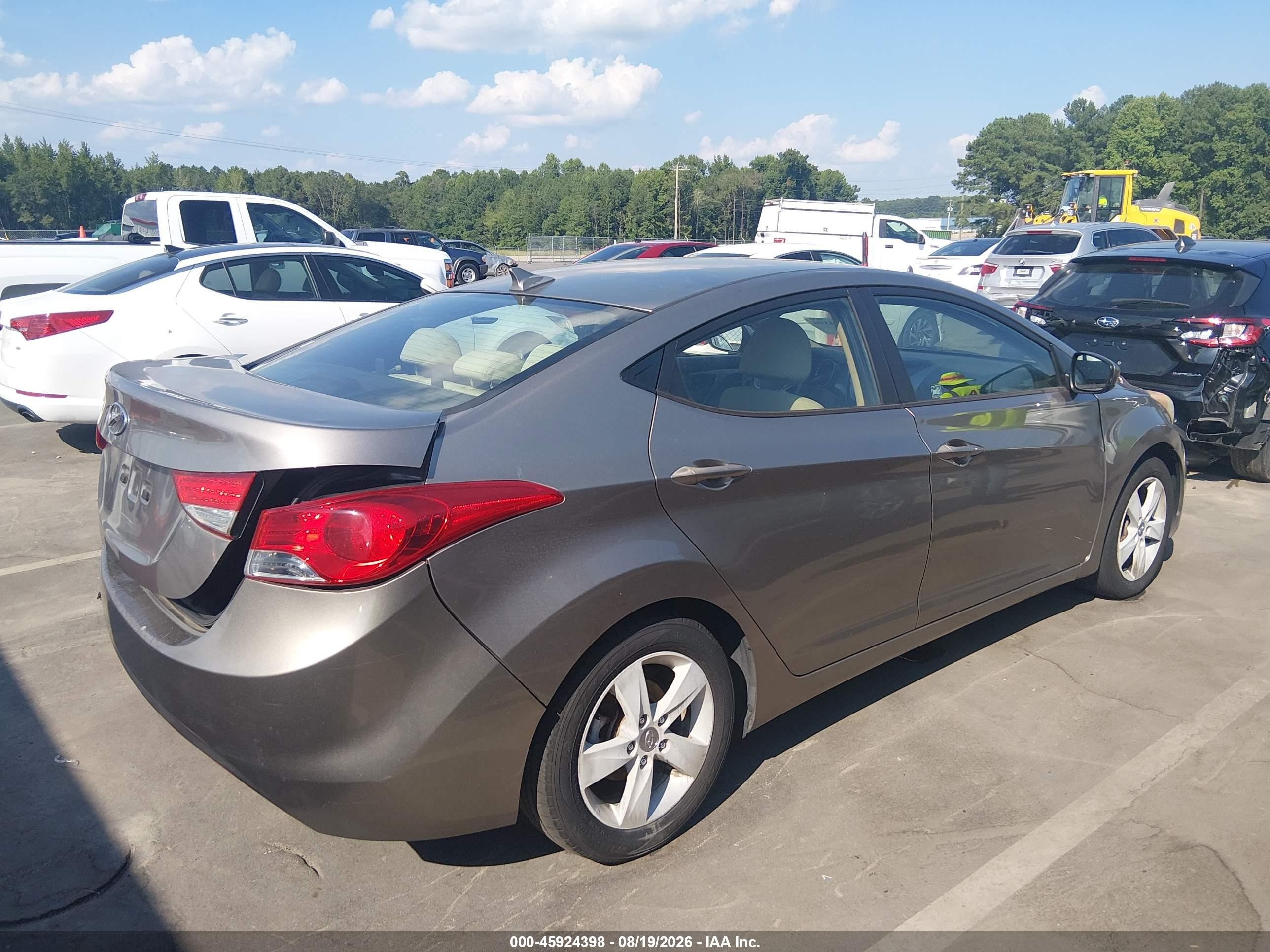2012 Hyundai Elantra Gls Gray vin: 5NPDH4AE3CH148971