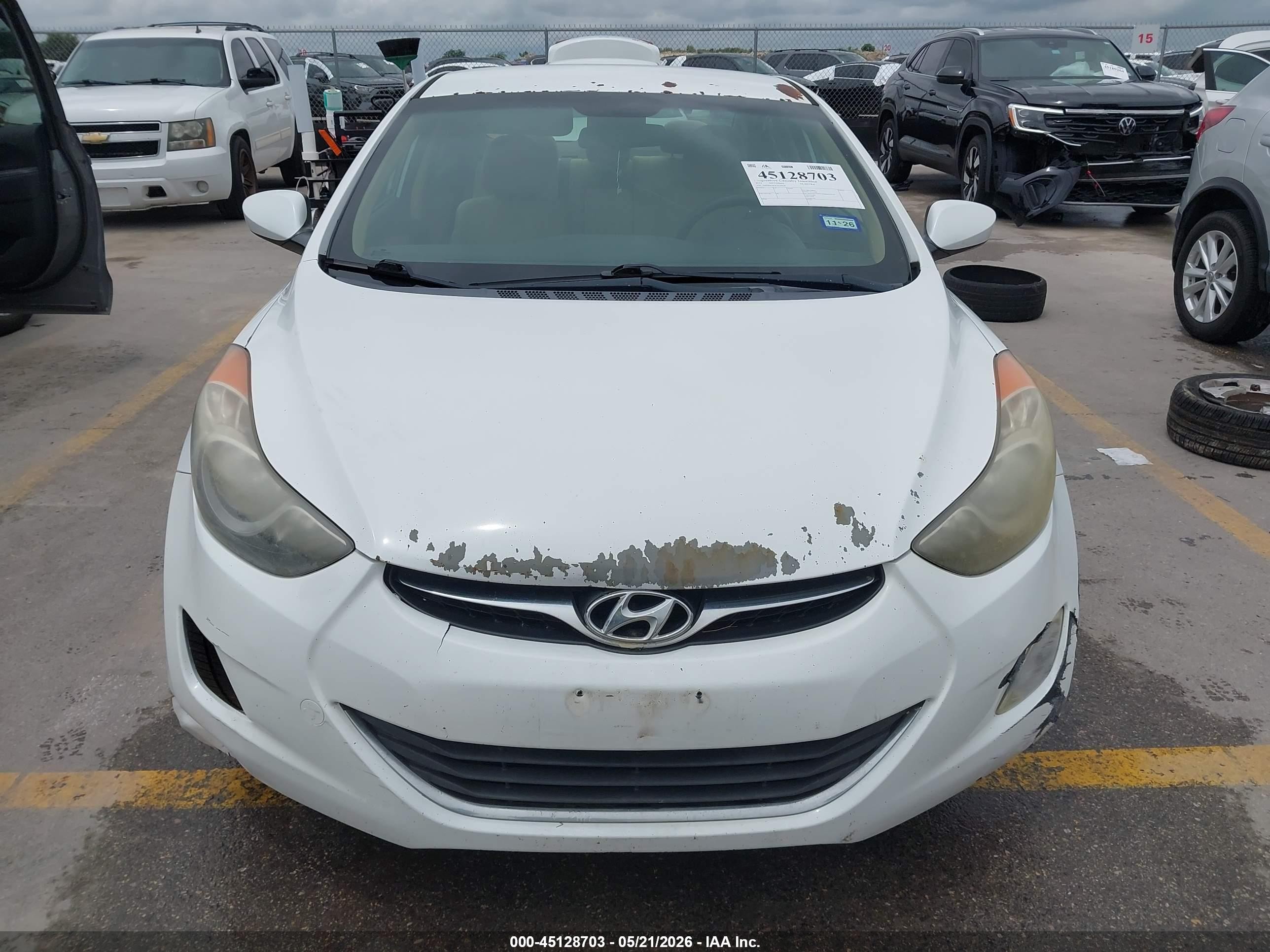 2012 Hyundai Elantra Gls White vin: 5NPDH4AE3CH149148