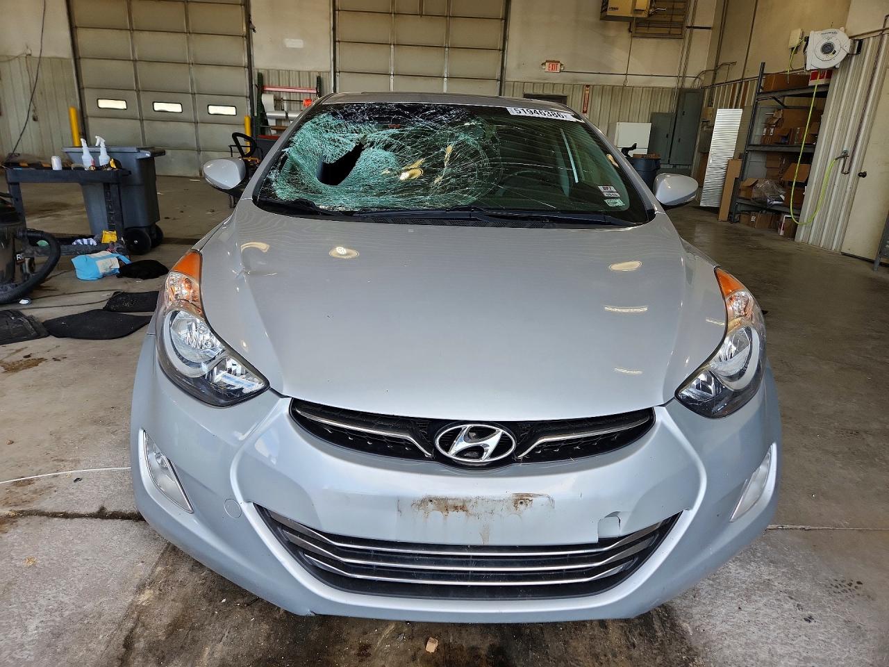 2012 Hyundai Elantra Limited Серебряный vin: 5NPDH4AE3CH149991