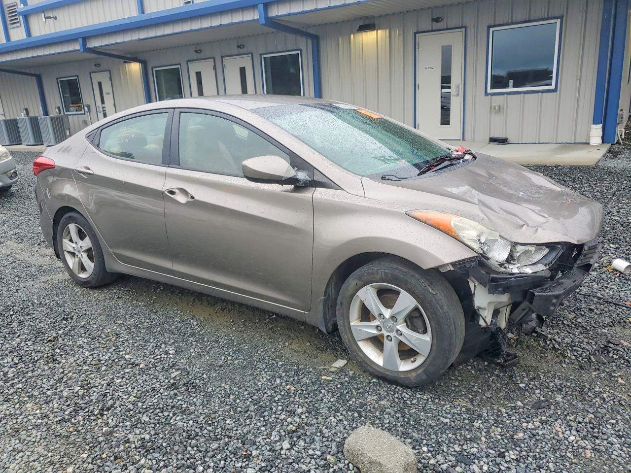 2013 Hyundai Elantra Gls Tan vin: 5NPDH4AE3DH154352