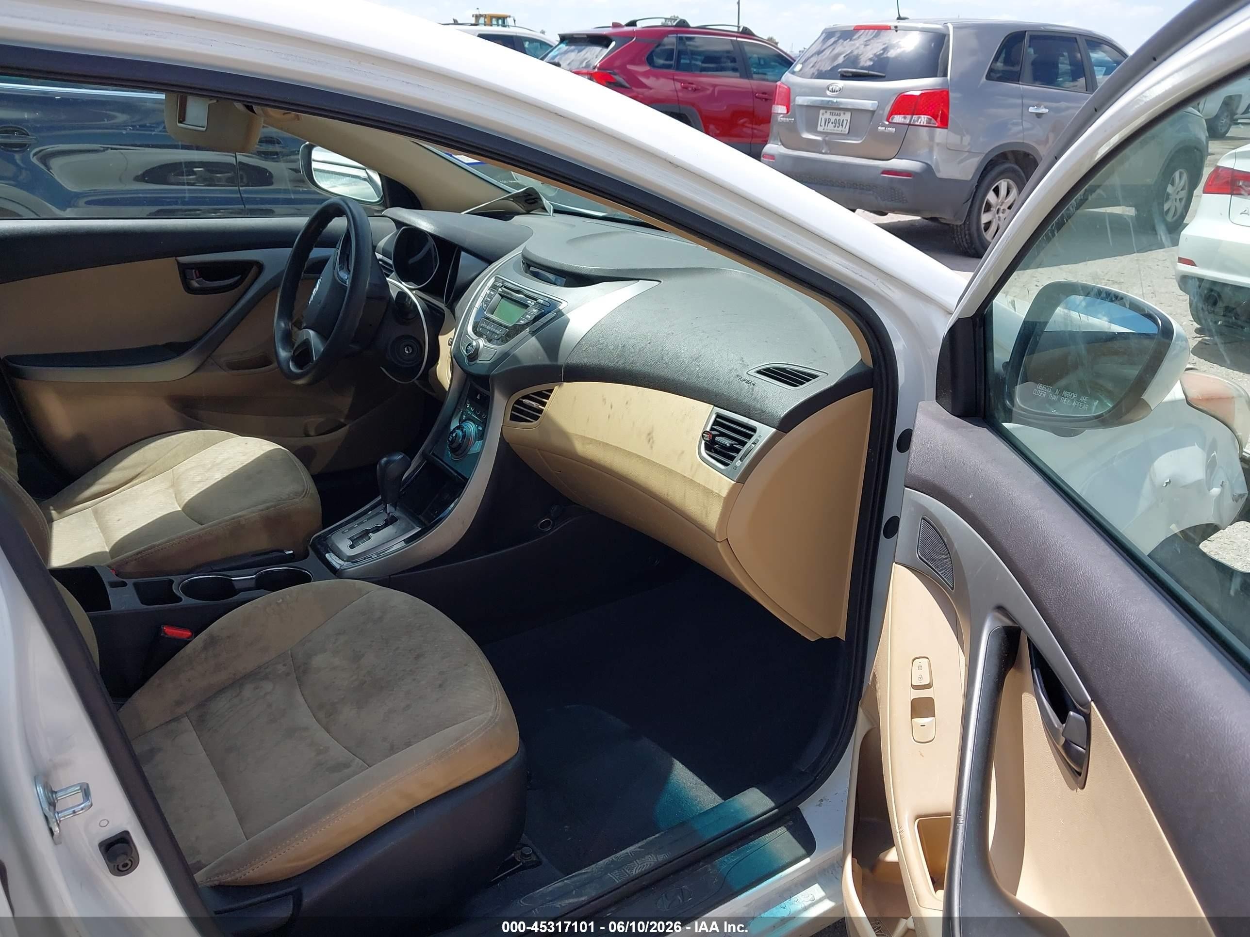 2013 Hyundai Elantra Gls White vin: 5NPDH4AE3DH163178
