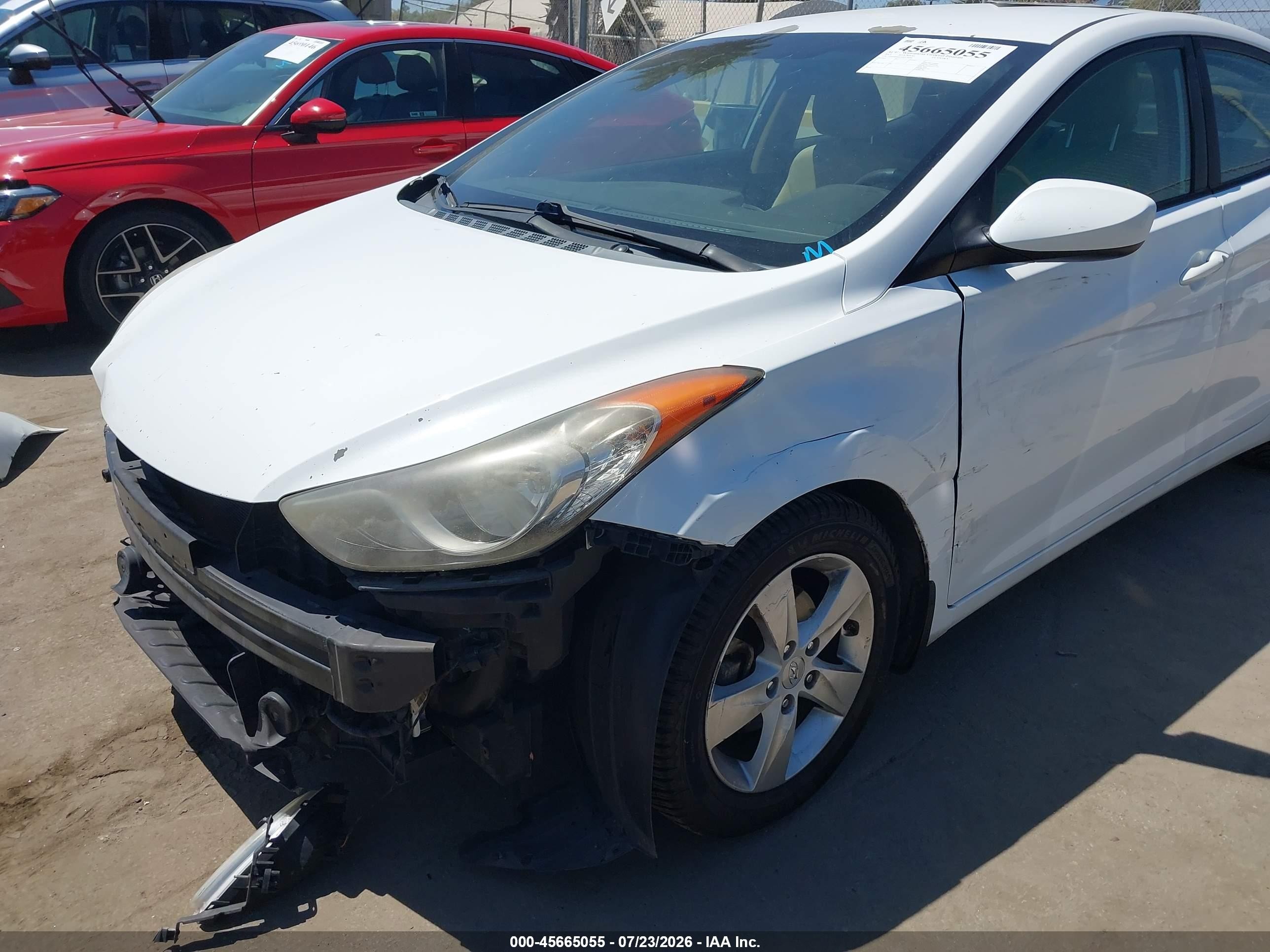 2013 Hyundai Elantra Gls White vin: 5NPDH4AE3DH179560