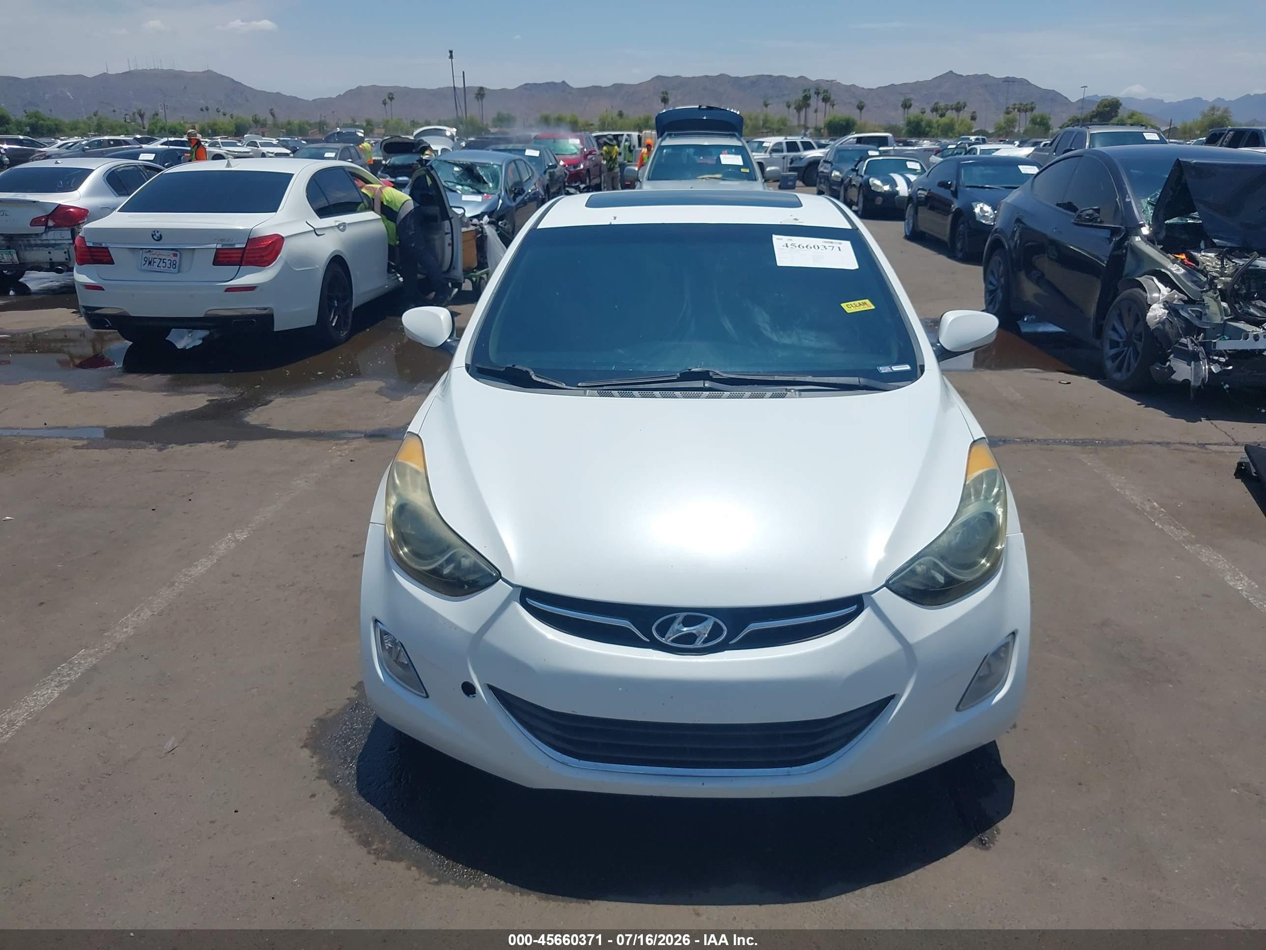 2013 Hyundai Elantra Limited White vin: 5NPDH4AE3DH196441