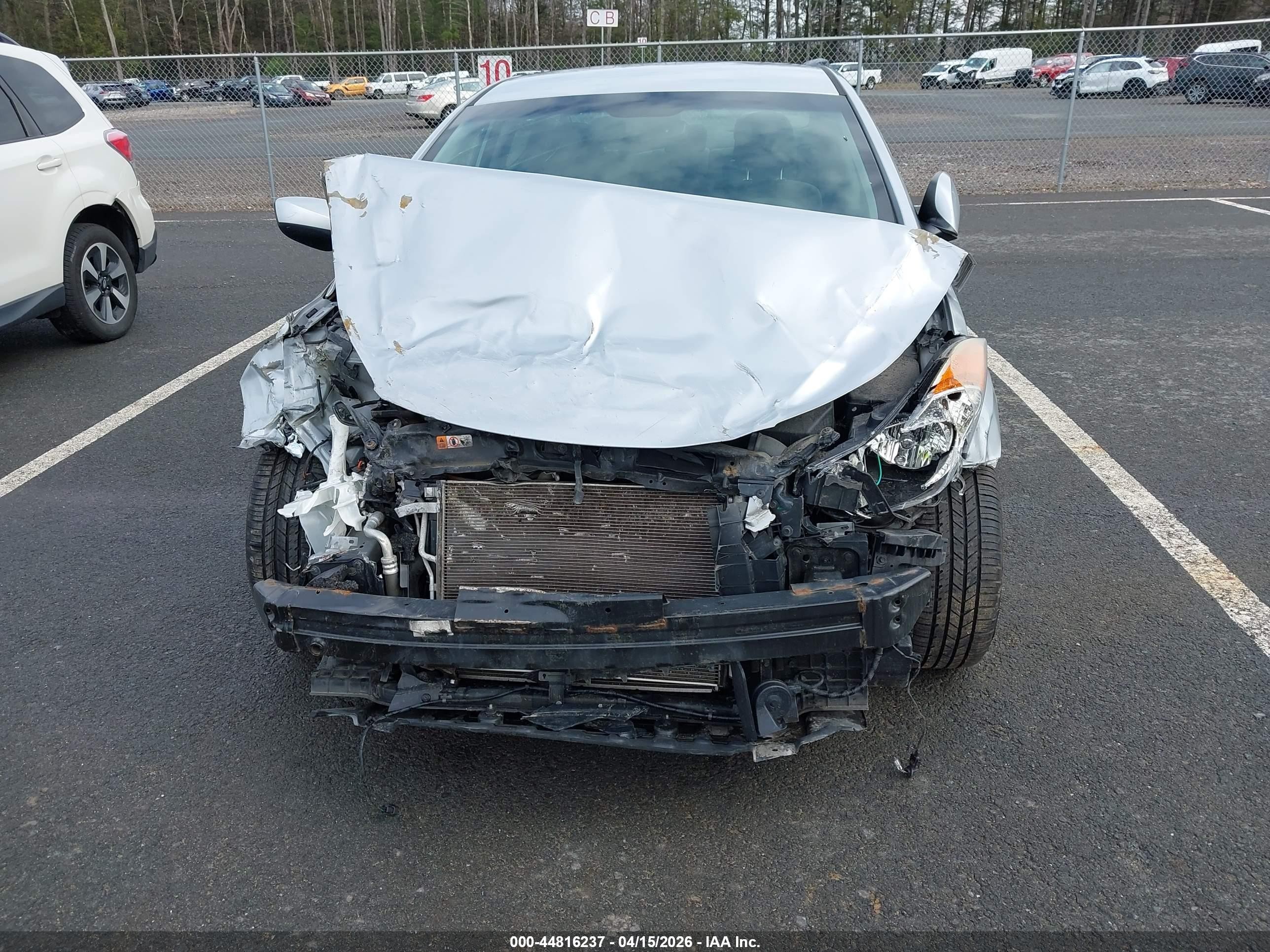 2013 Hyundai Elantra Gls/limited Silver vin: 5NPDH4AE3DH210256