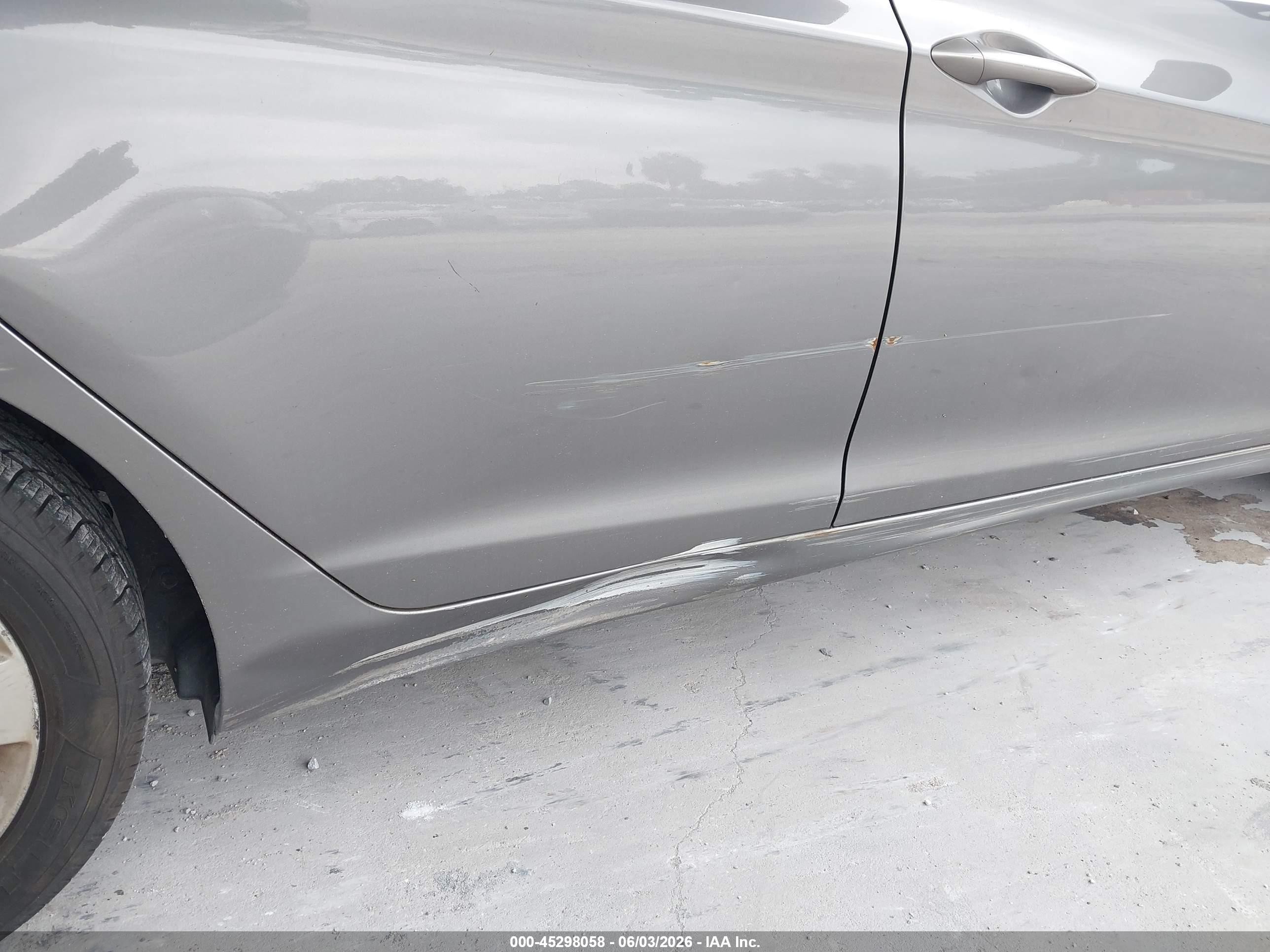 2013 Hyundai Elantra Gls Gray vin: 5NPDH4AE3DH221998