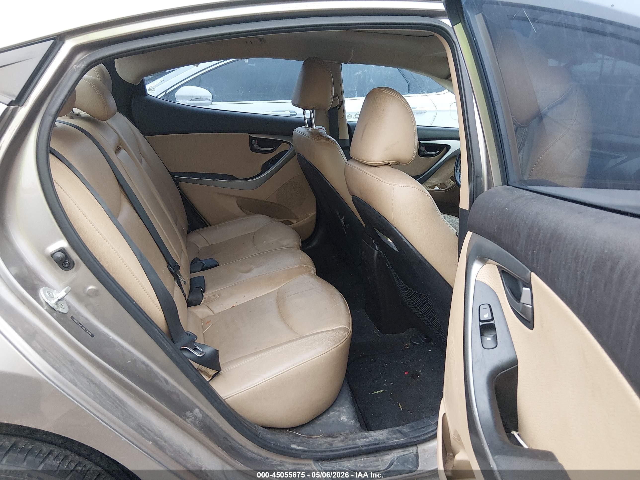 2013 Hyundai Elantra Limited Beige vin: 5NPDH4AE3DH224660