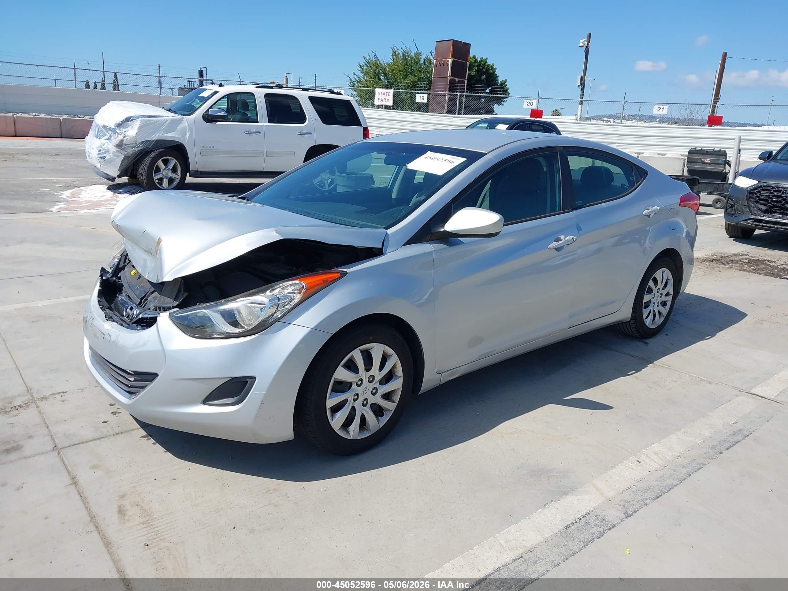 2013 Hyundai Elantra Gls Silver vin: 5NPDH4AE3DH225436