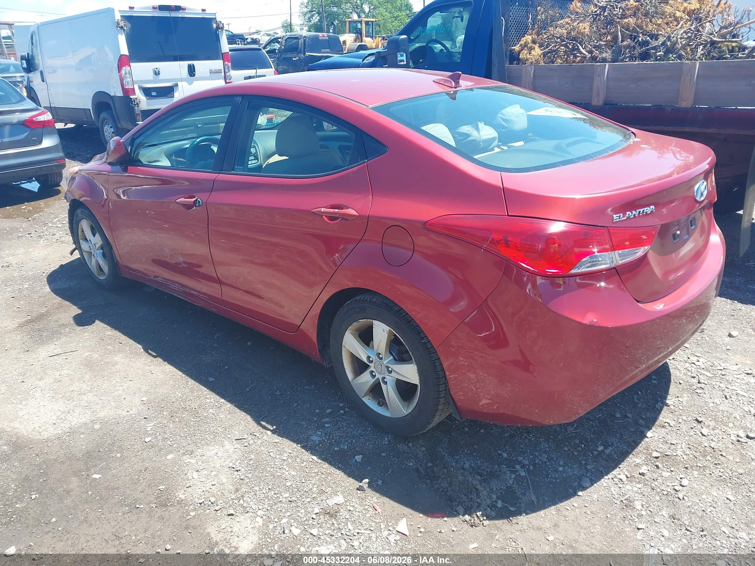 2013 Hyundai Elantra Gls Red vin: 5NPDH4AE3DH240213