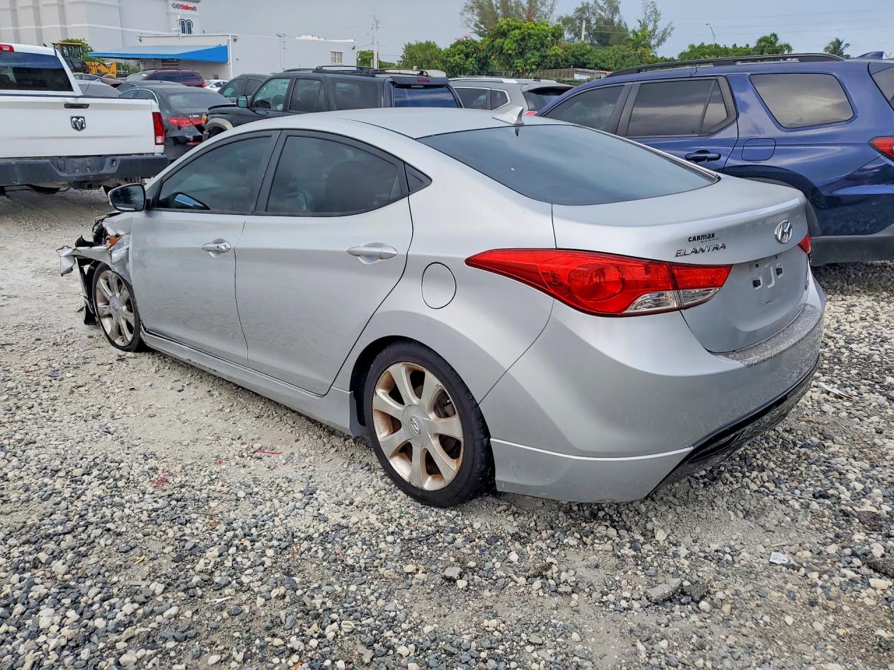 2013 Hyundai Elantra Limited Silver vin: 5NPDH4AE3DH248442