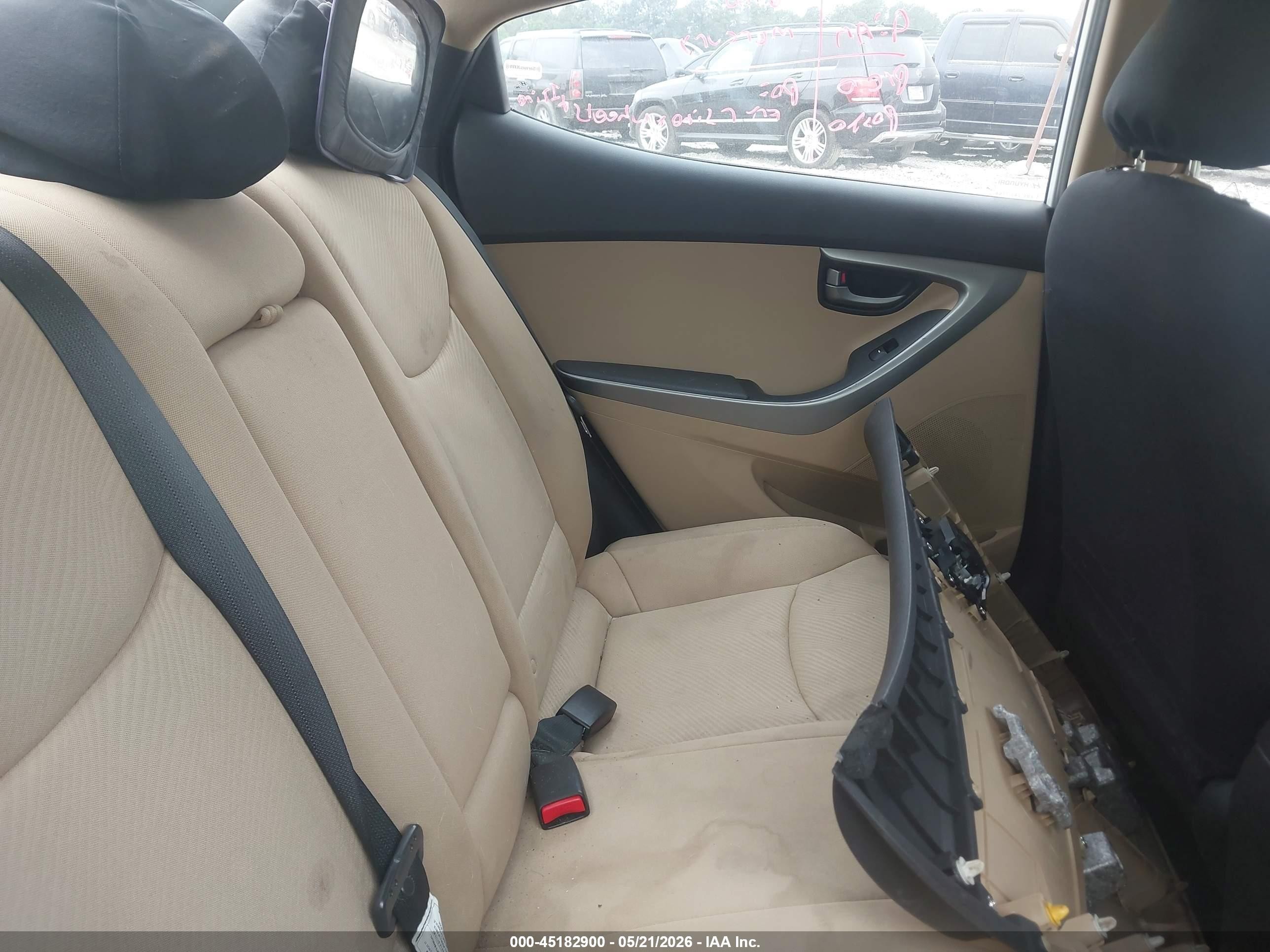2013 Hyundai Elantra Gls White vin: 5NPDH4AE3DH272143