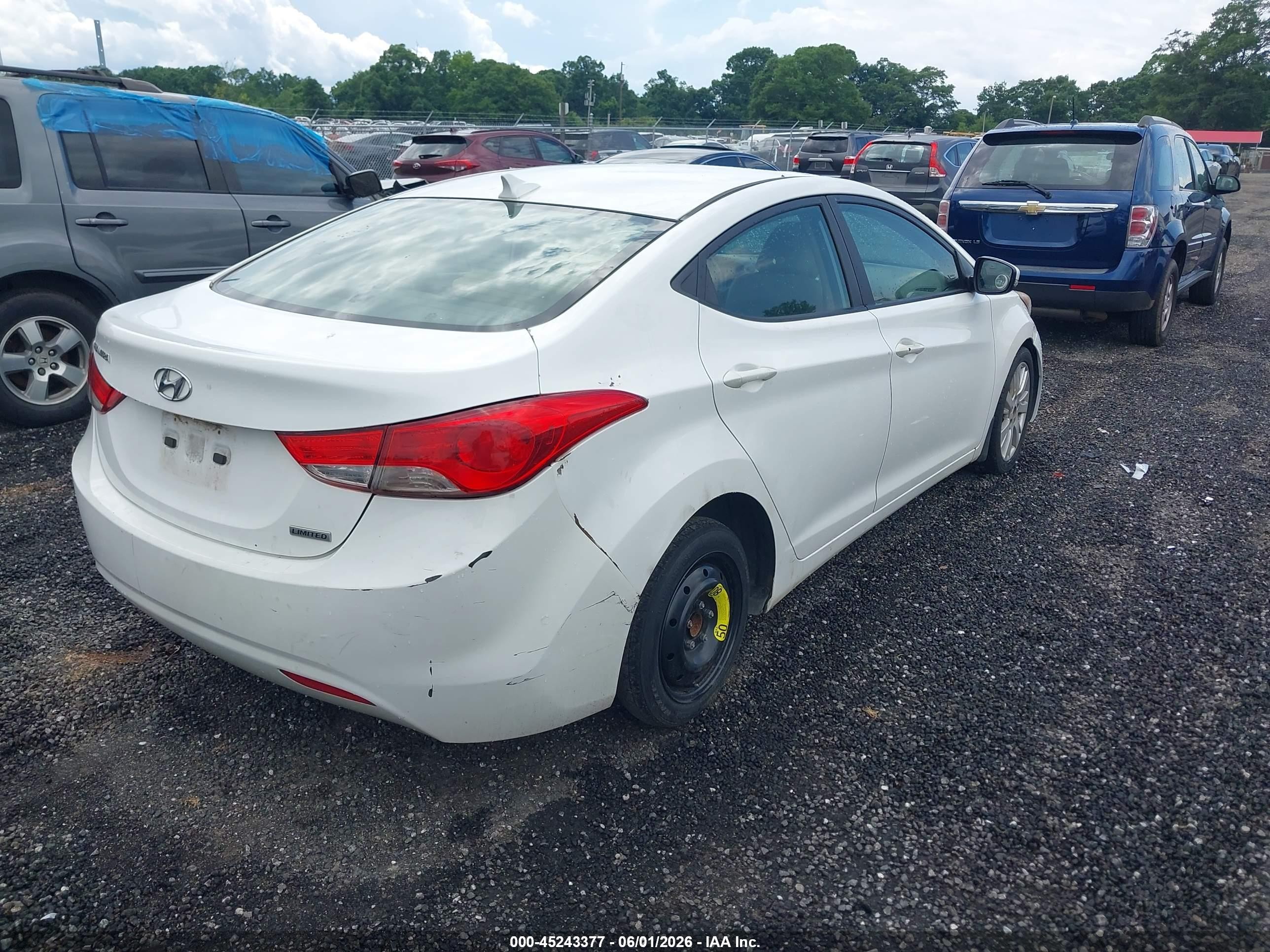 2013 Hyundai Elantra Limited White vin: 5NPDH4AE3DH280470