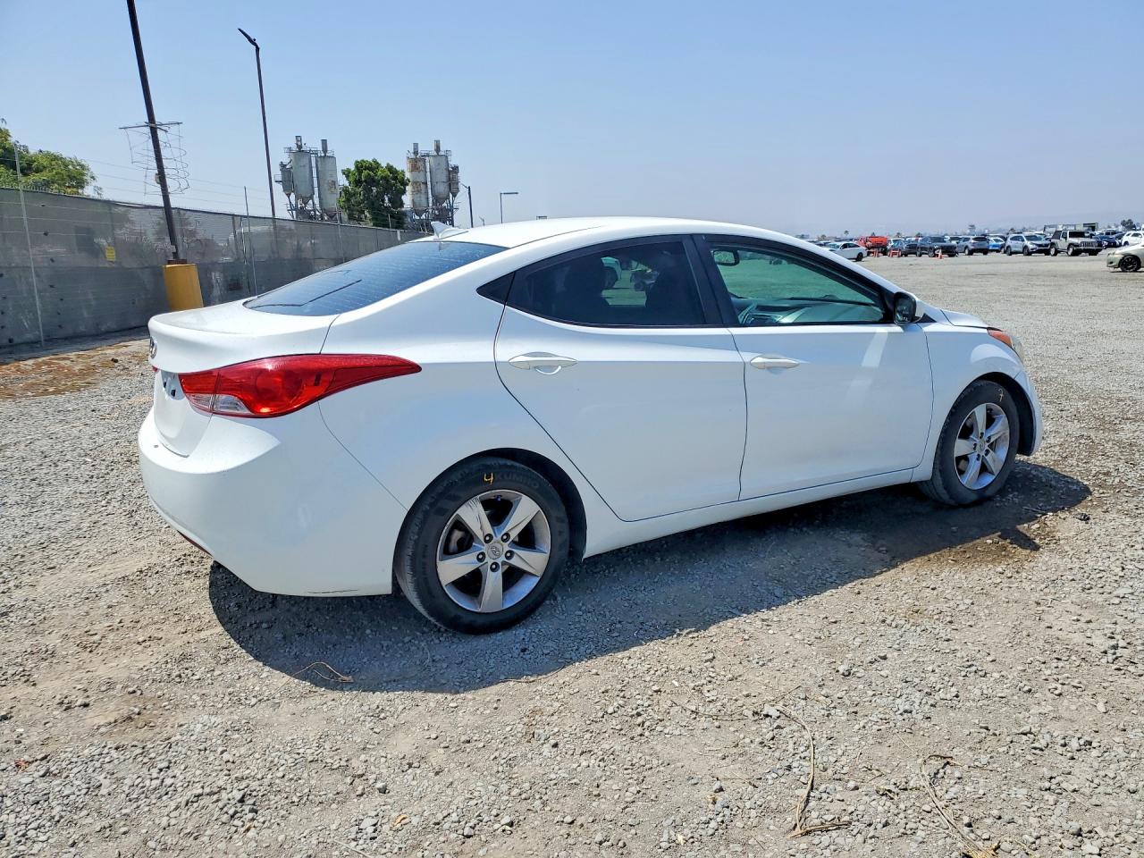 2013 Hyundai Elantra Gls White vin: 5NPDH4AE3DH287385