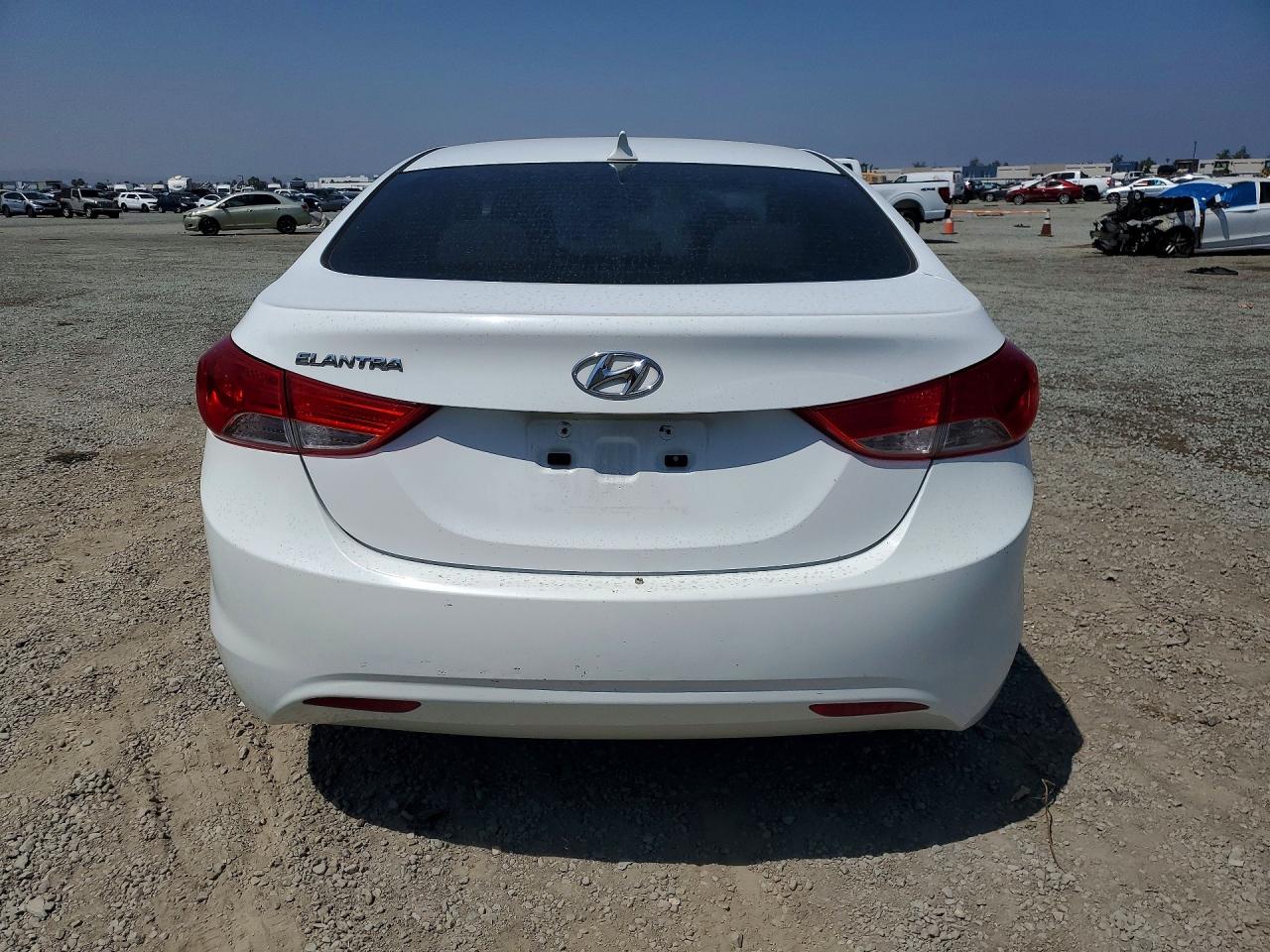 2013 Hyundai Elantra Gls White vin: 5NPDH4AE3DH287385