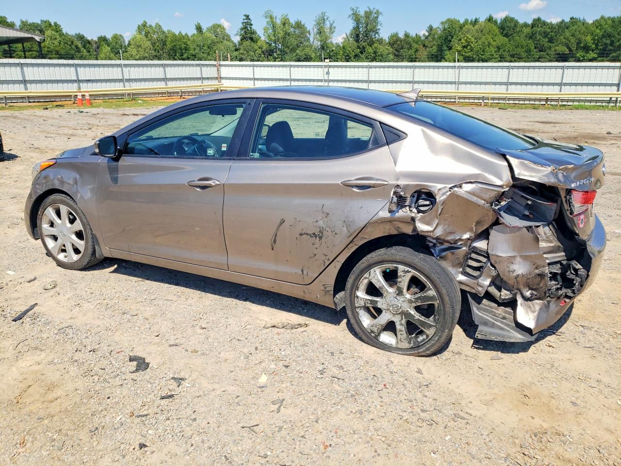 2013 Hyundai Elantra Limited Tan vin: 5NPDH4AE3DH299861