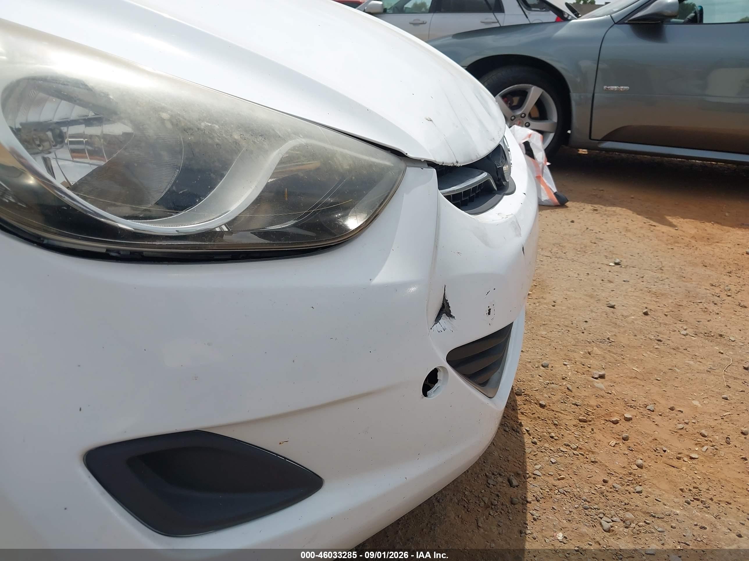 2013 Hyundai Elantra Gls White vin: 5NPDH4AE3DH305528