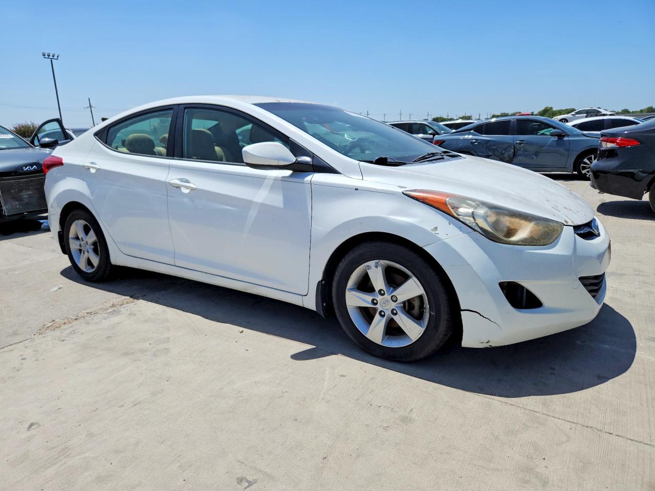 2013 Hyundai Elantra Gls Белый vin: 5NPDH4AE3DH311359
