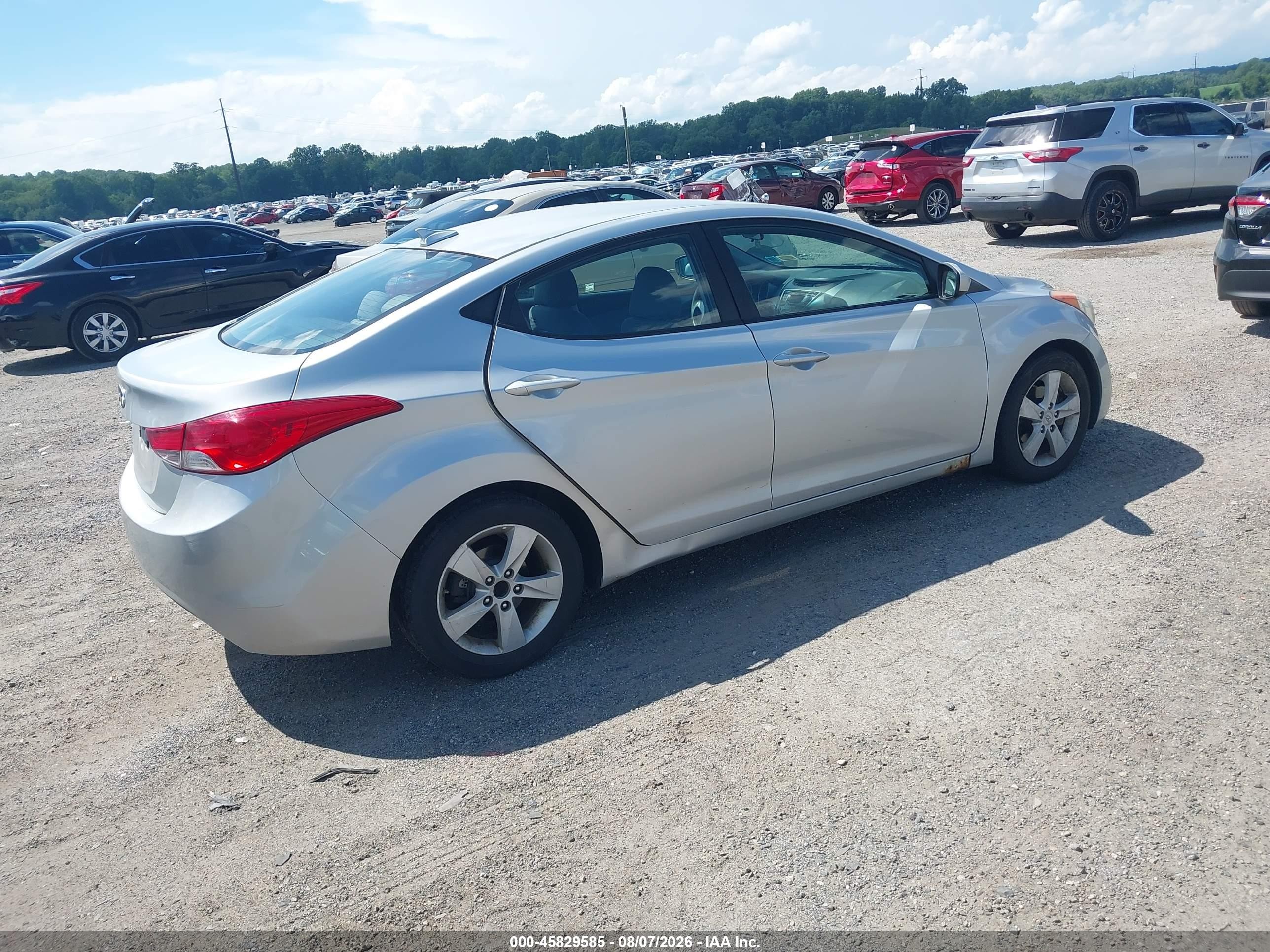 2013 Hyundai Elantra Gls Серебряный vin: 5NPDH4AE3DH314004