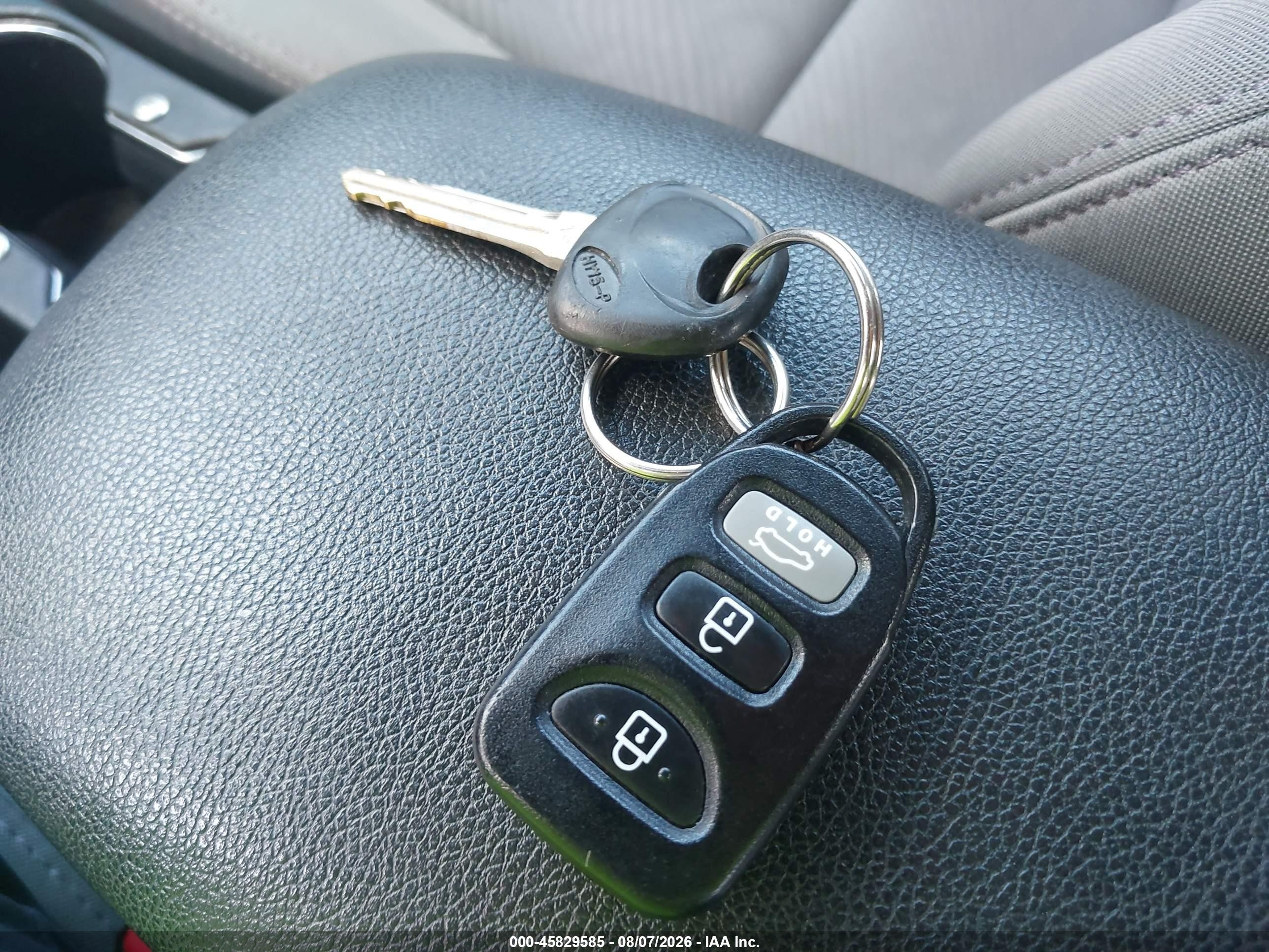 2013 Hyundai Elantra Gls Серебряный vin: 5NPDH4AE3DH314004