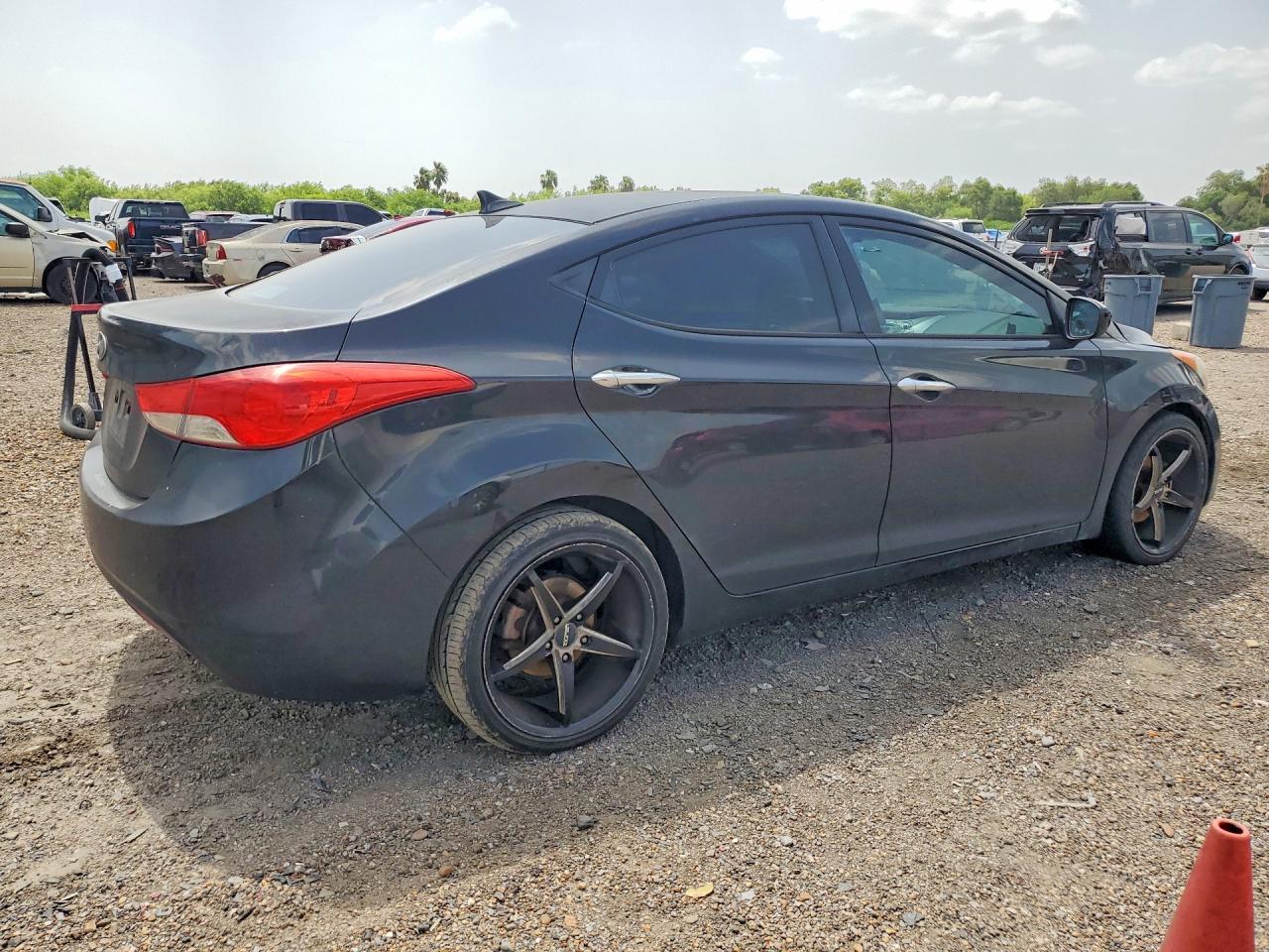 2013 Hyundai Elantra Gls Black vin: 5NPDH4AE3DH320854