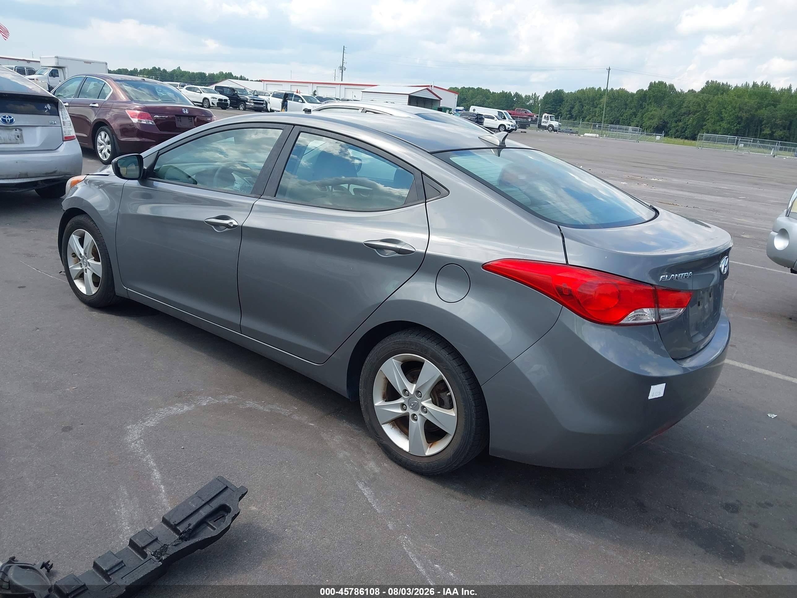 2013 Hyundai Elantra Gls Silver vin: 5NPDH4AE3DH330008