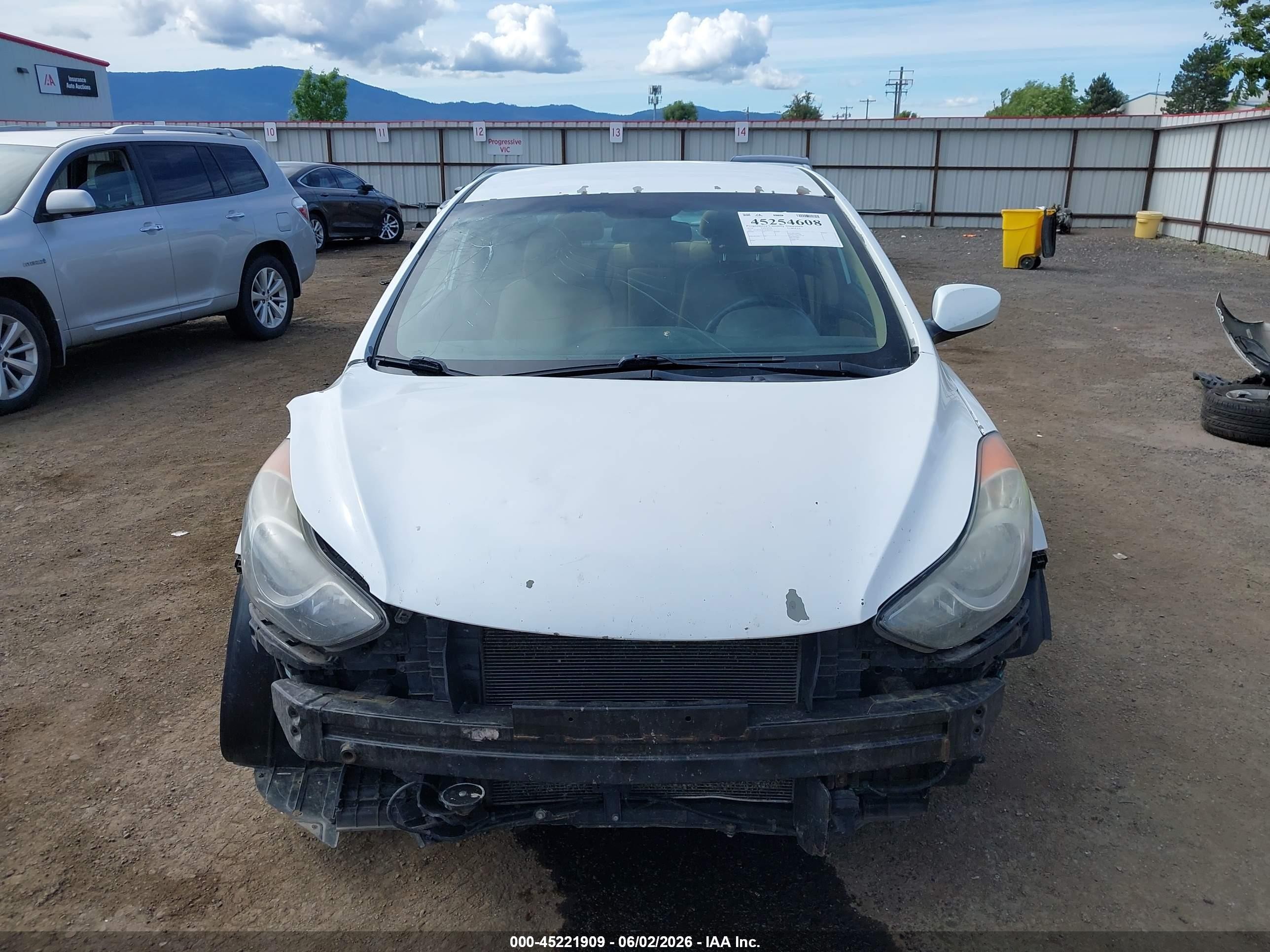 2013 Hyundai Elantra Gls White vin: 5NPDH4AE3DH335001