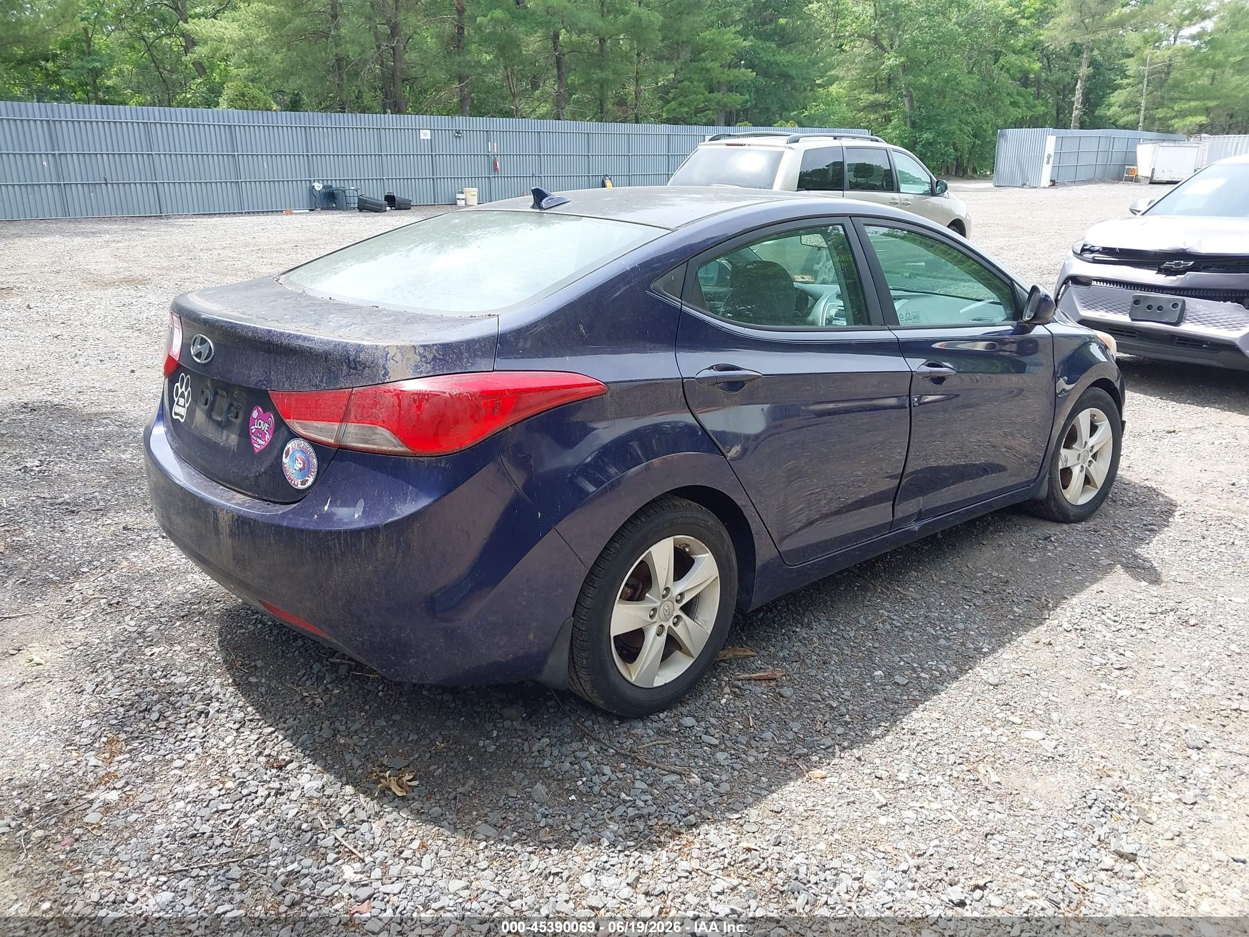 2013 Hyundai Elantra Gls Blue vin: 5NPDH4AE3DH347584