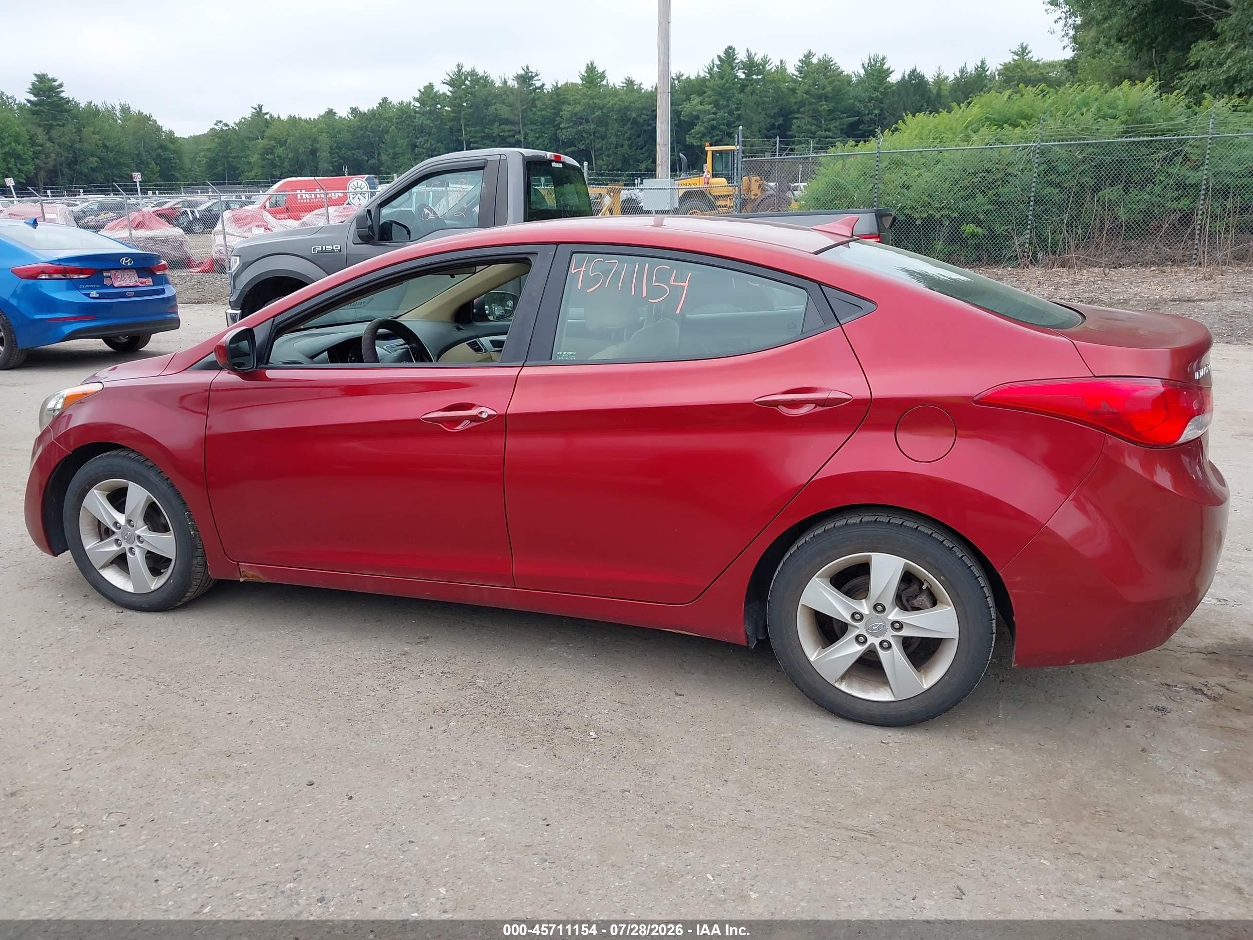2013 Hyundai Elantra Gls Maroon vin: 5NPDH4AE3DH357838