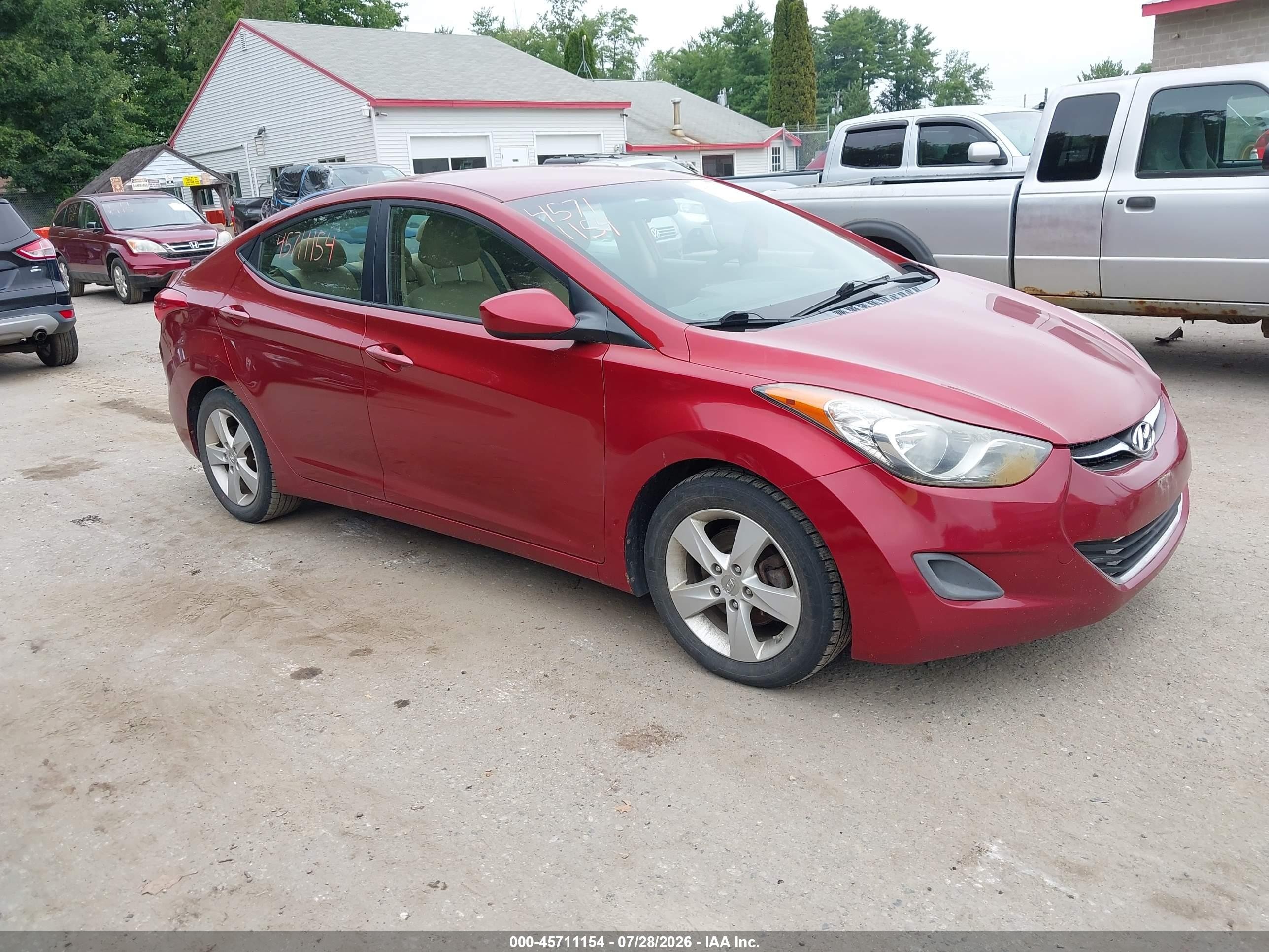 2013 Hyundai Elantra Gls Maroon vin: 5NPDH4AE3DH357838