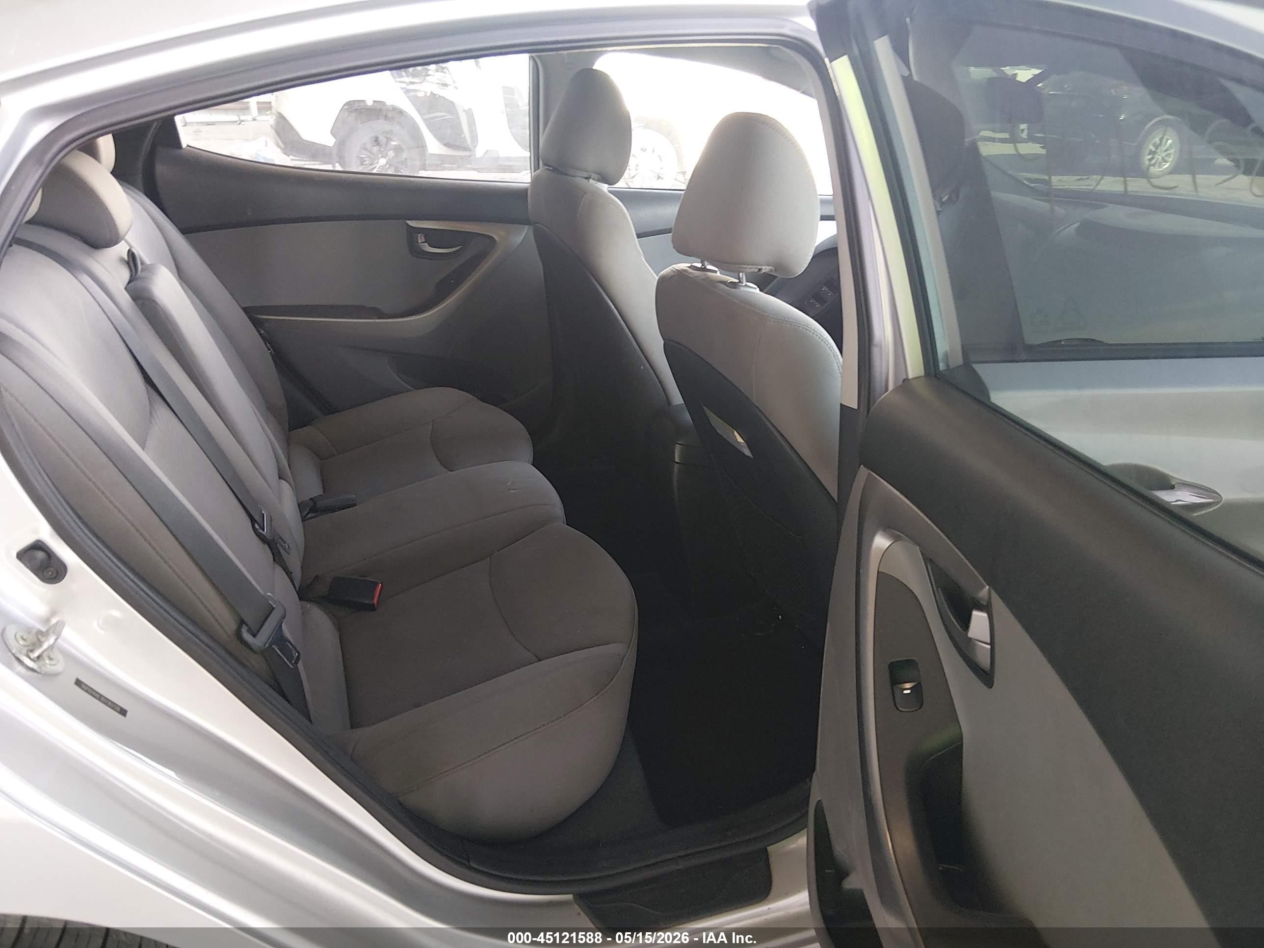 2013 Hyundai Elantra Gls Silver vin: 5NPDH4AE3DH361128