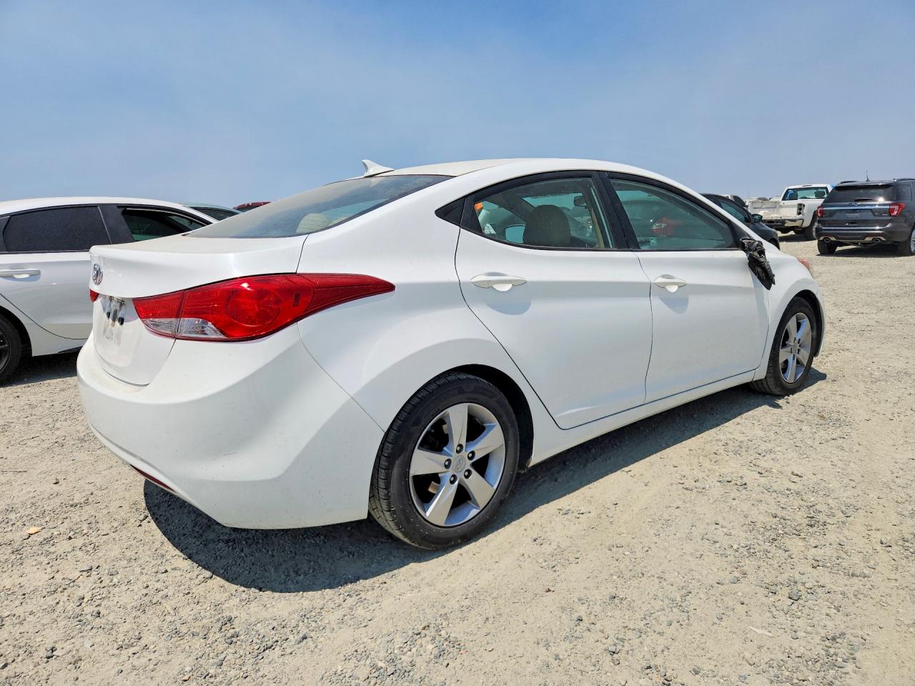 2013 Hyundai Elantra Gls Белый vin: 5NPDH4AE3DH374378