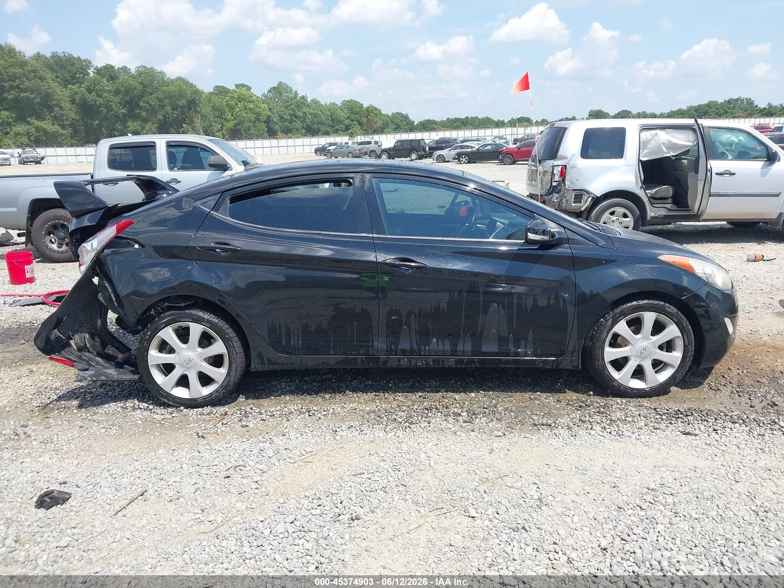 2013 Hyundai Elantra Limited Black vin: 5NPDH4AE3DH386806