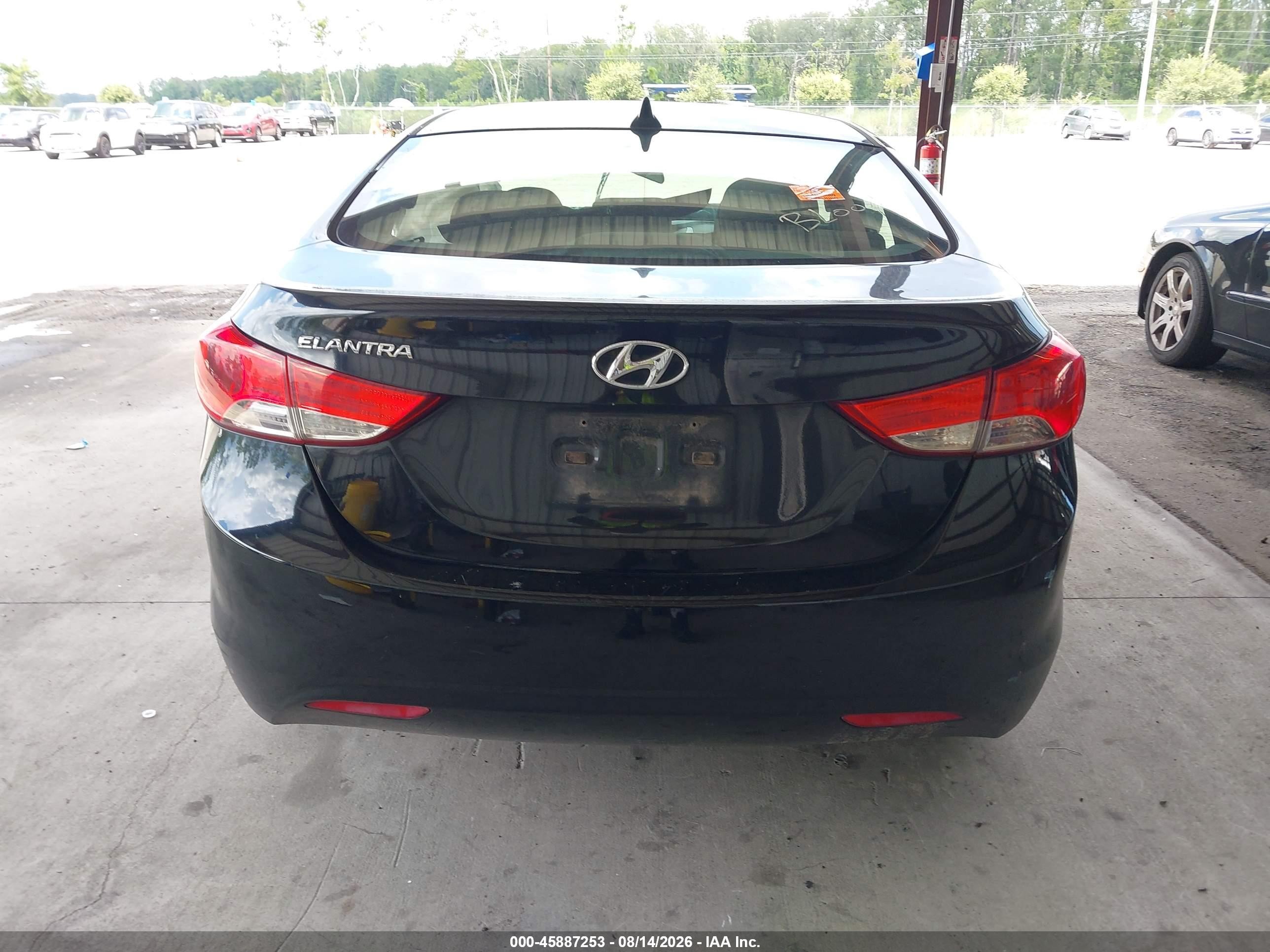 2013 Hyundai Elantra Gls Черный vin: 5NPDH4AE3DH388782
