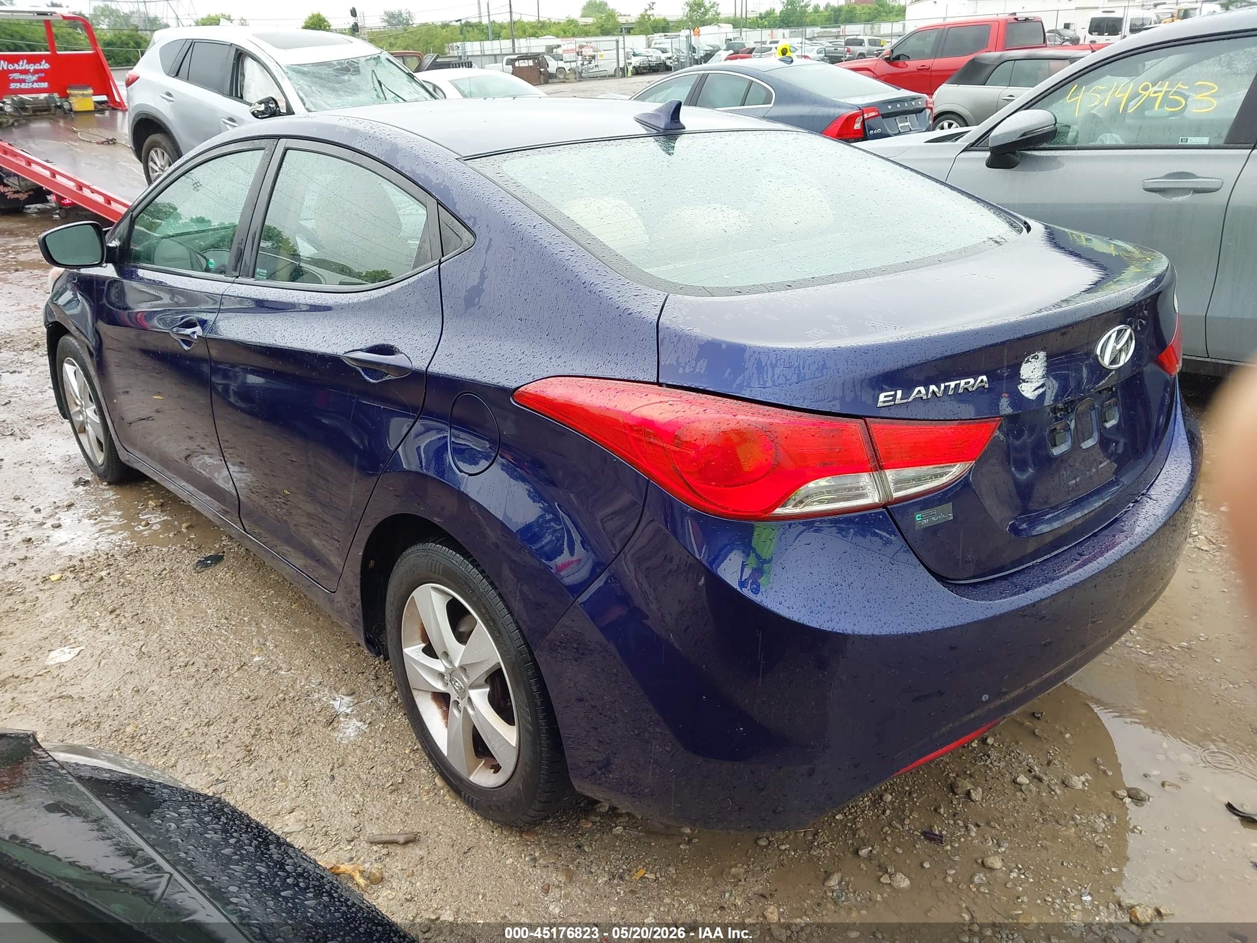 2013 Hyundai Elantra Gls Blue vin: 5NPDH4AE3DH392329