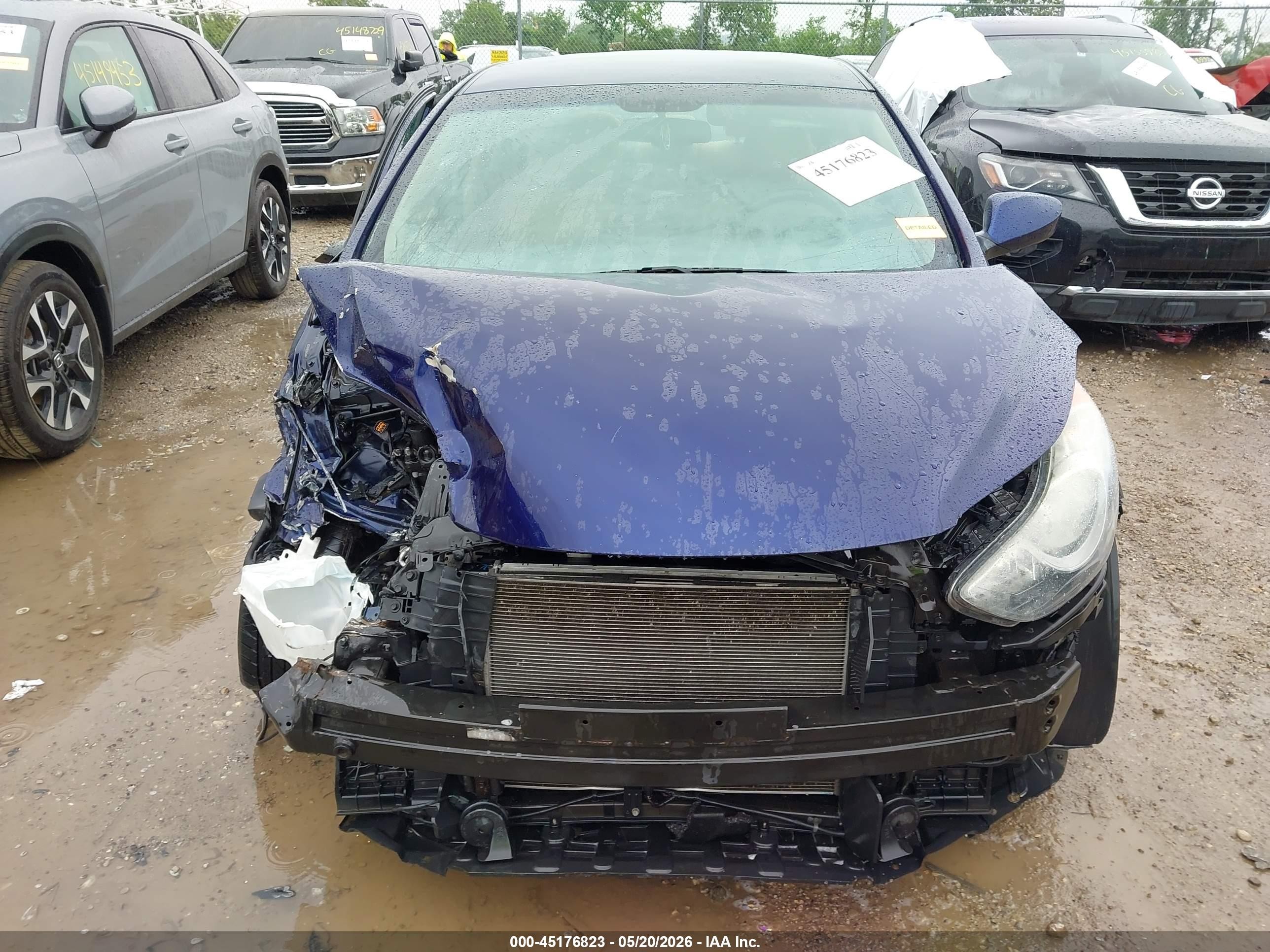2013 Hyundai Elantra Gls Blue vin: 5NPDH4AE3DH392329
