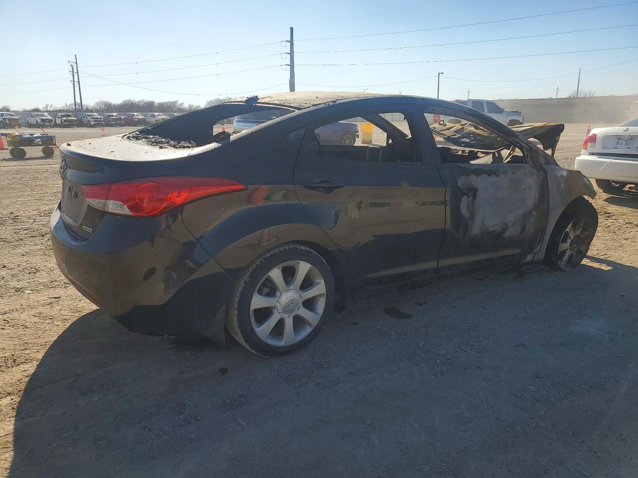 2013 Hyundai Elantra Gls Burn vin: 5NPDH4AE3DH422087