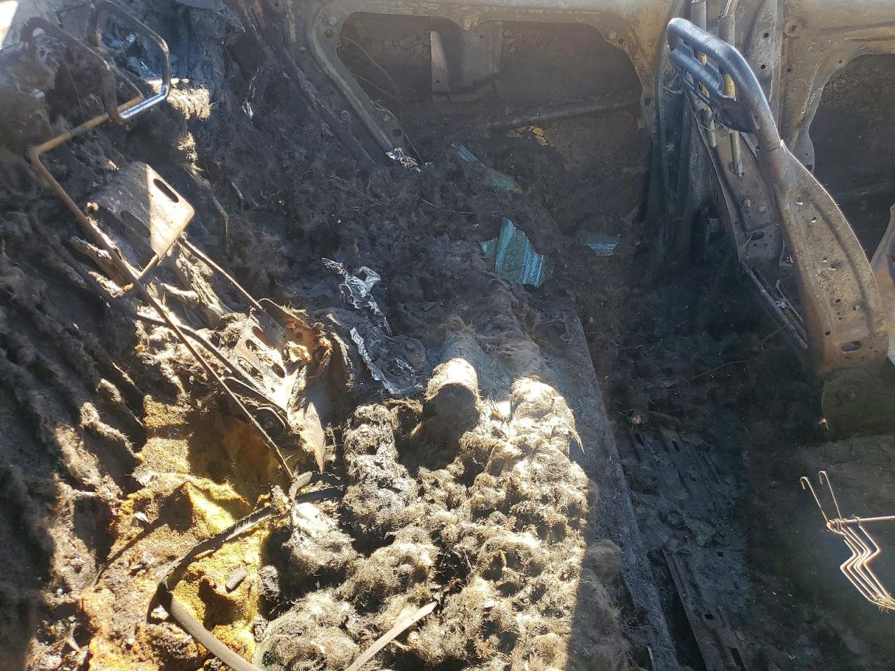 2013 Hyundai Elantra Gls Burn vin: 5NPDH4AE3DH422087