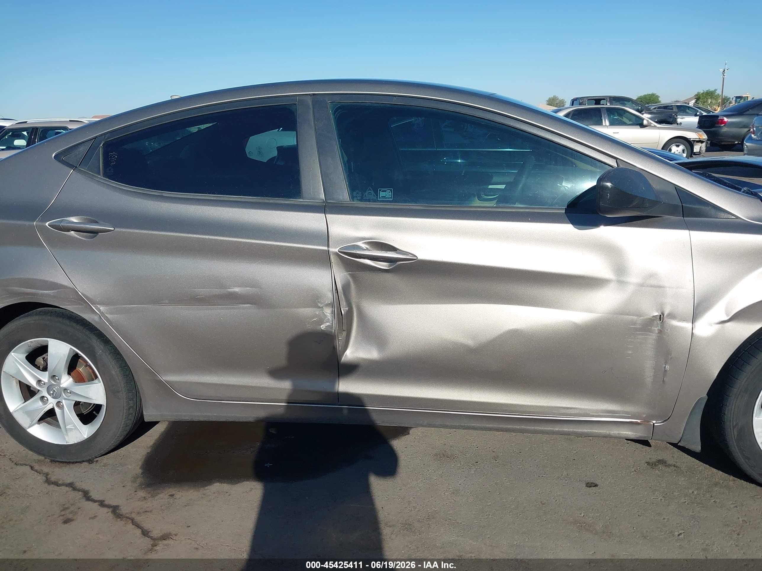 2013 Hyundai Elantra Gls Gold vin: 5NPDH4AE3DH431176