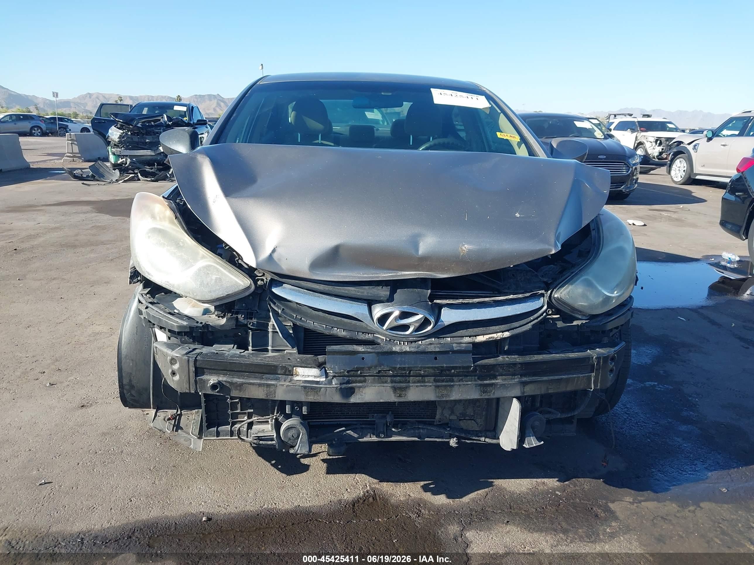 2013 Hyundai Elantra Gls Gold vin: 5NPDH4AE3DH431176