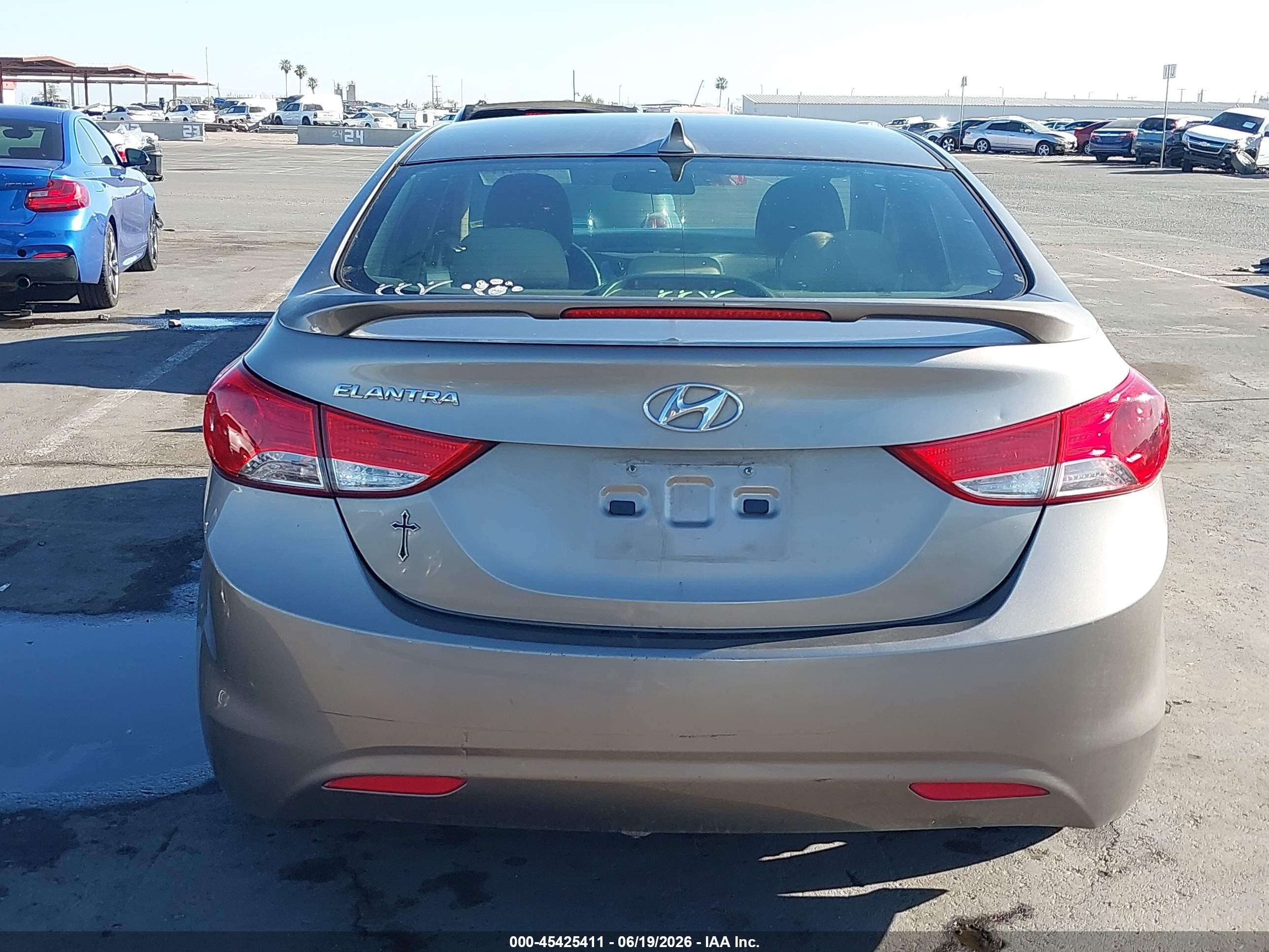 2013 Hyundai Elantra Gls Gold vin: 5NPDH4AE3DH431176